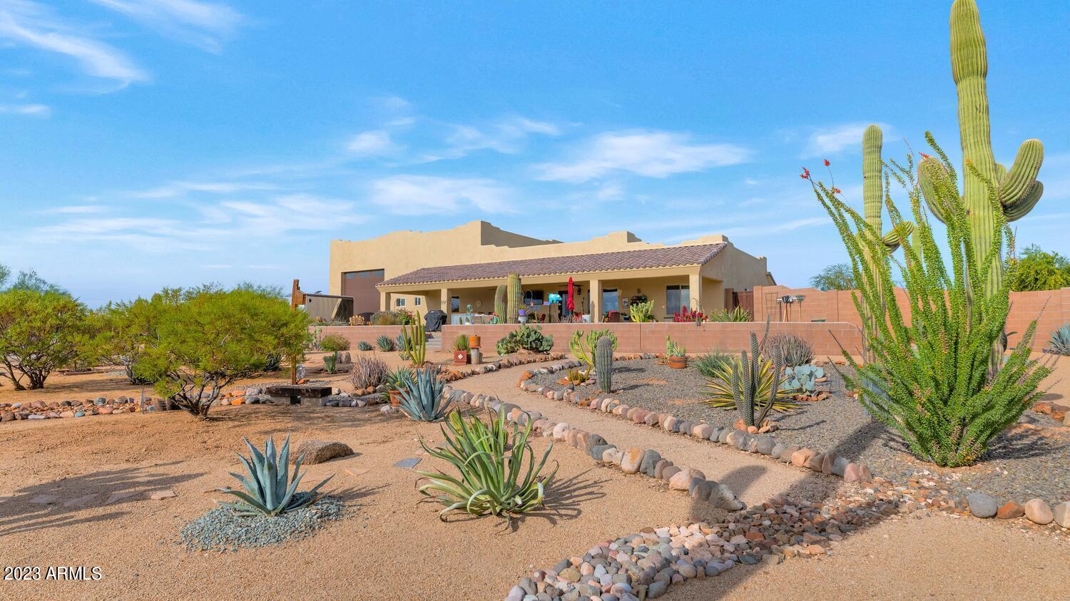 307 E DESERT HILLS Drive