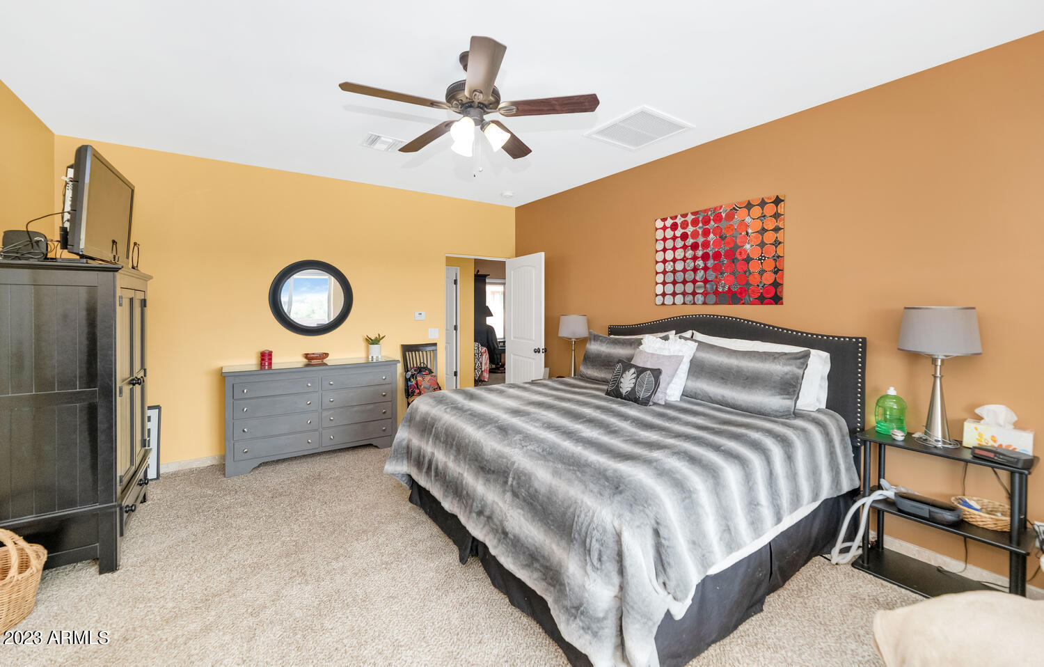 307 E DESERT HILLS Drive