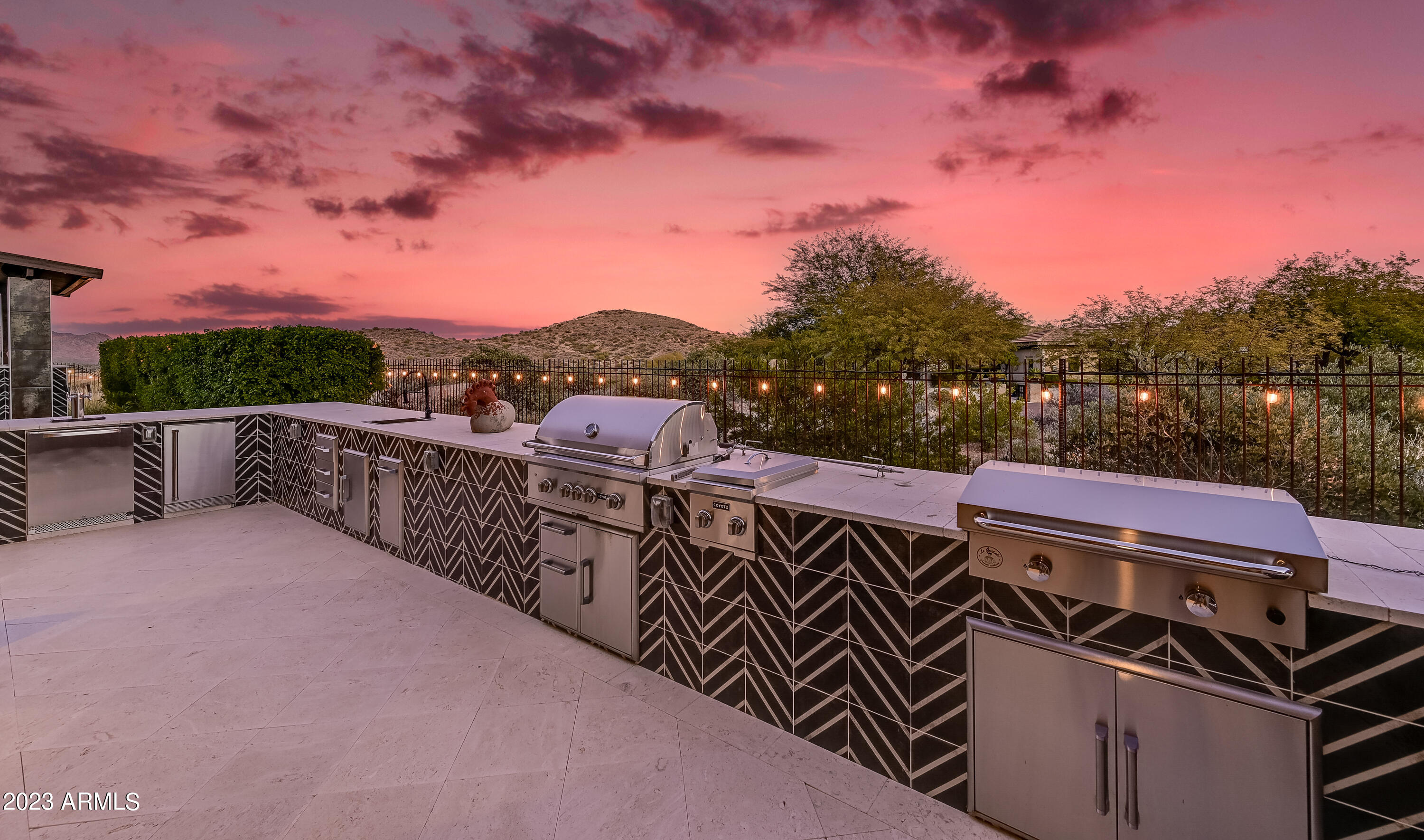 11748 E QUAIL TRACK Drive E