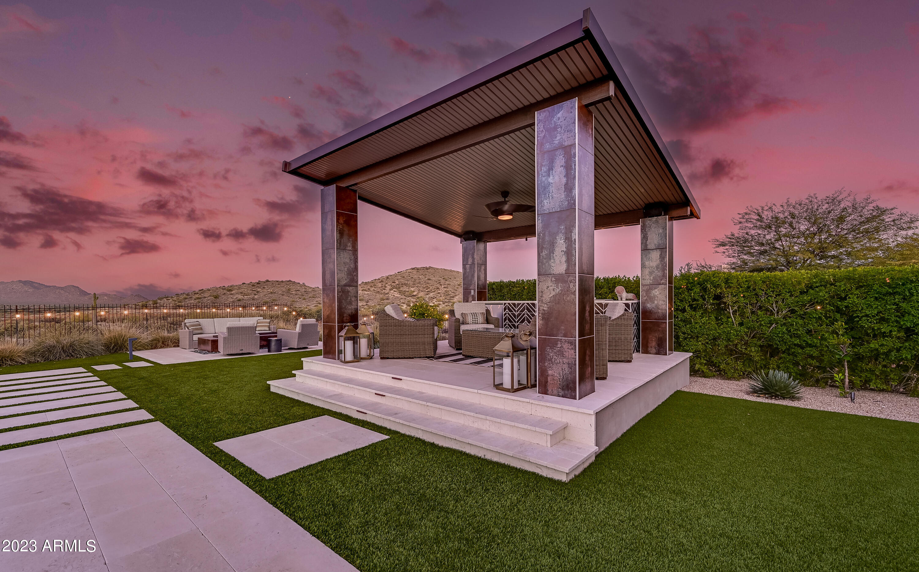 11748 E QUAIL TRACK Drive E