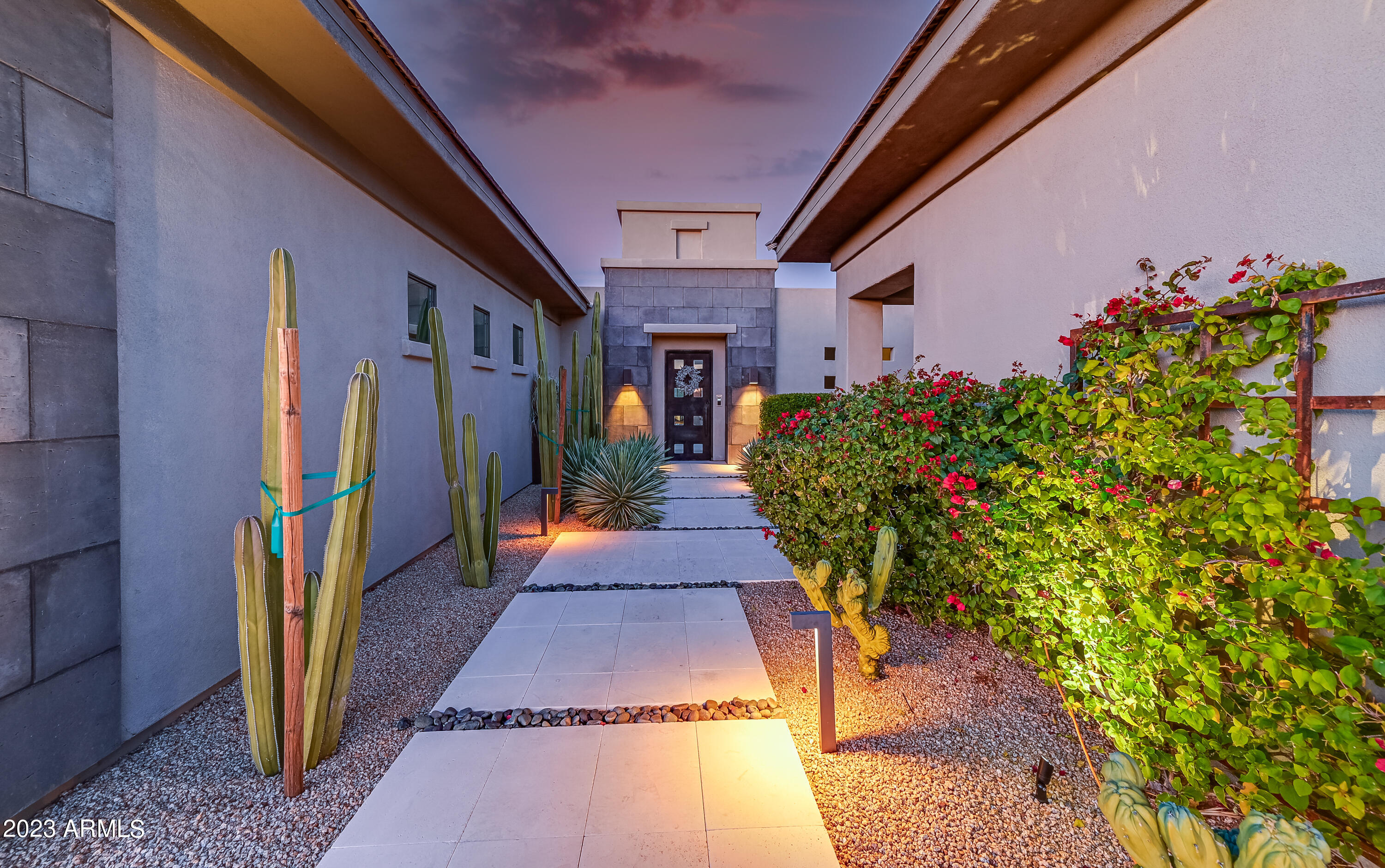 11748 E QUAIL TRACK Drive E