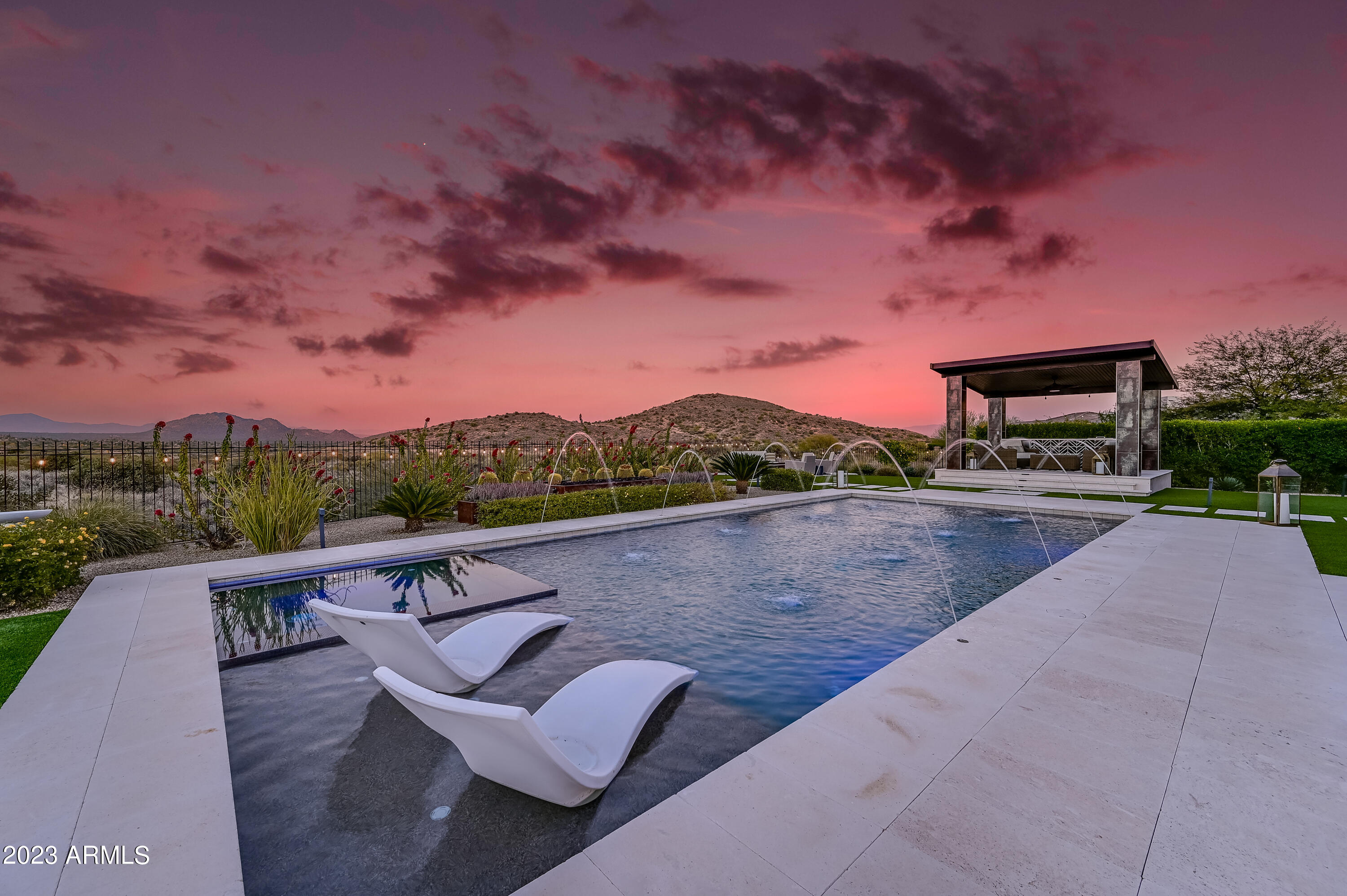 11748 E QUAIL TRACK Drive E