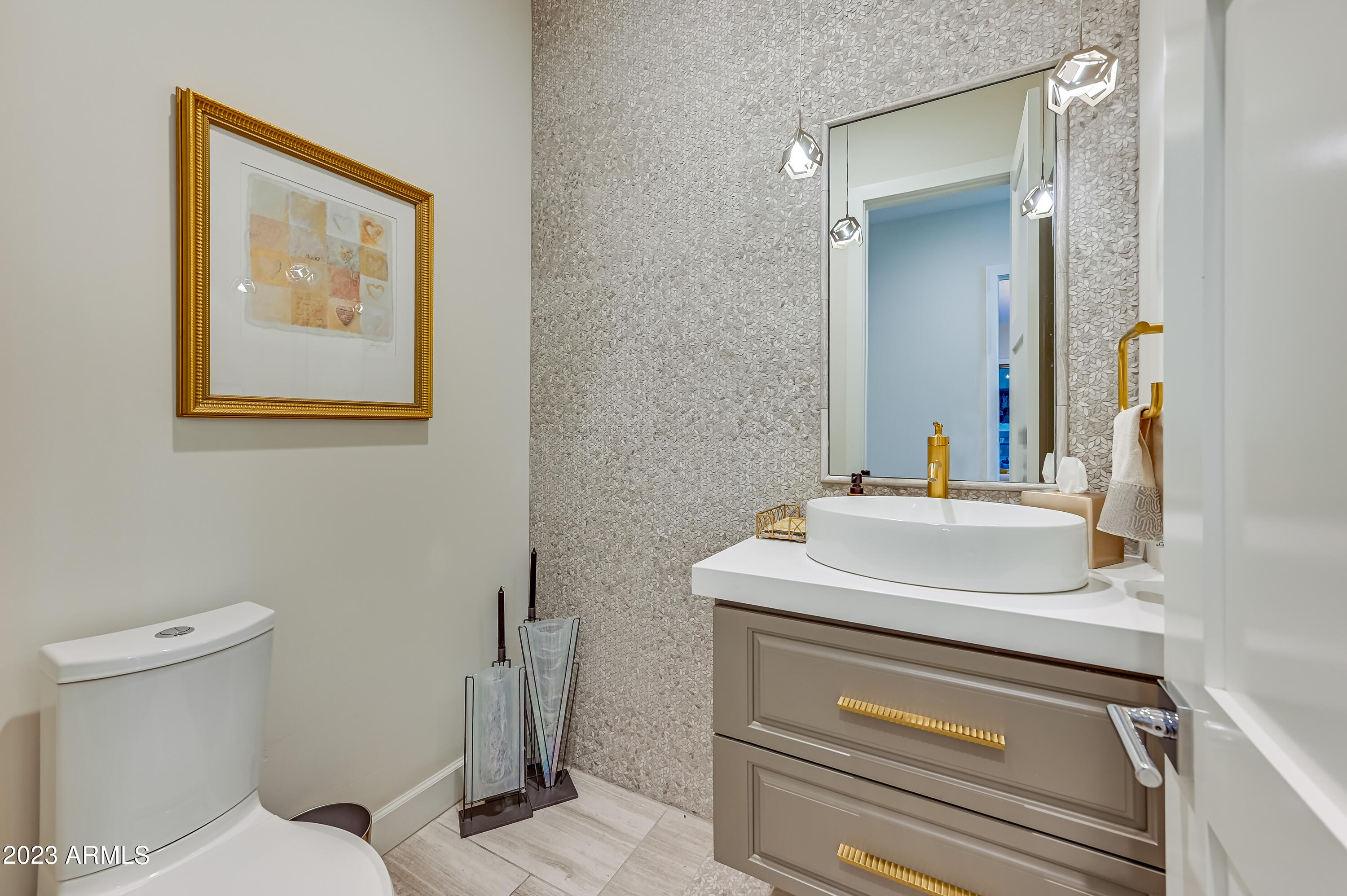 11748 E QUAIL TRACK Drive E