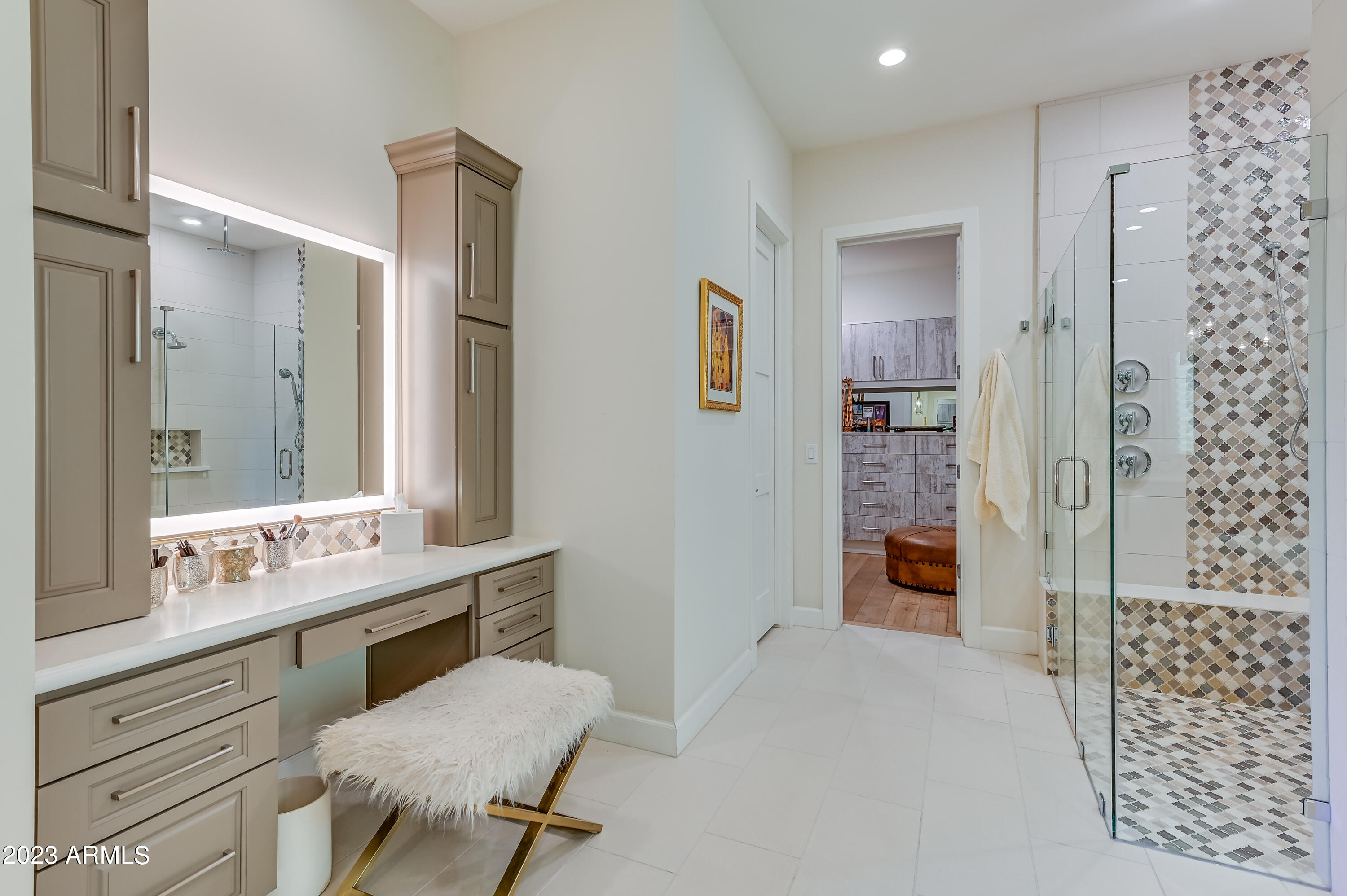 11748 E QUAIL TRACK Drive E