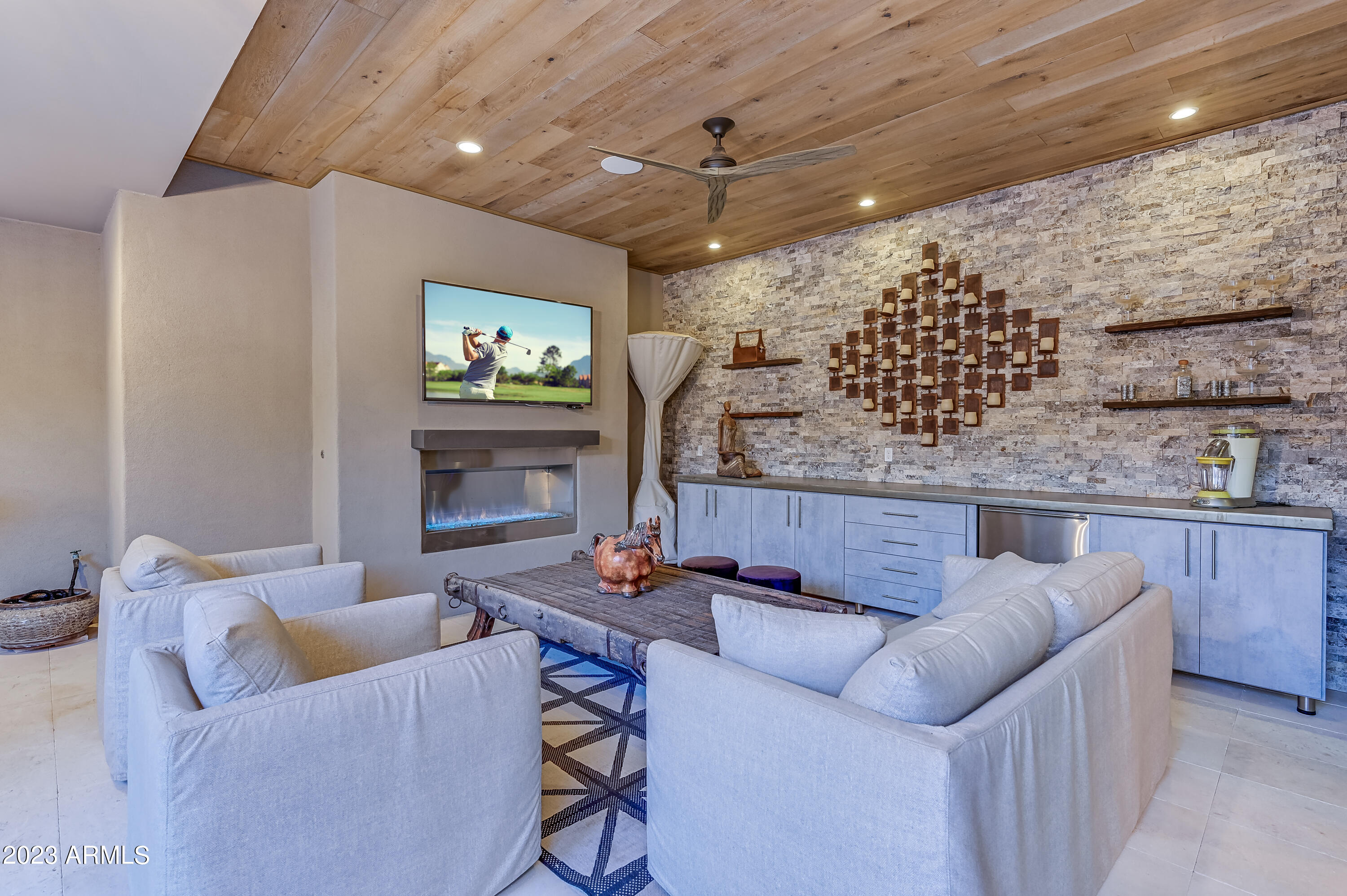 11748 E QUAIL TRACK Drive E