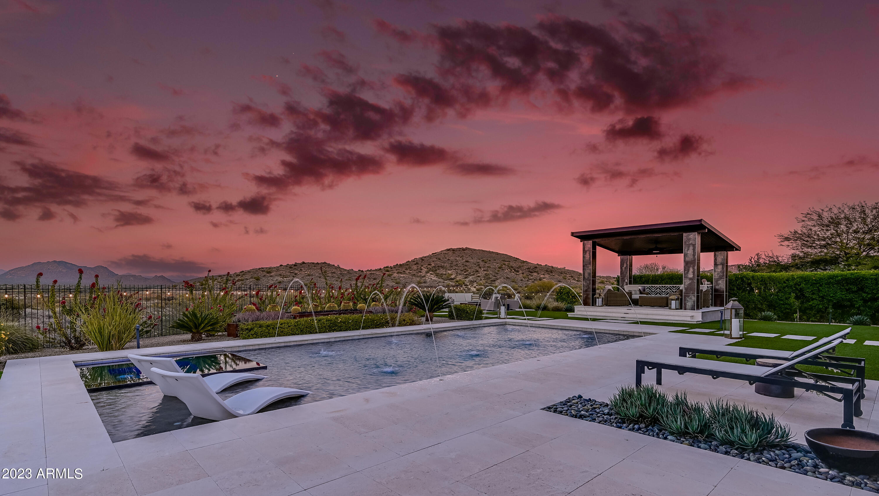 11748 E QUAIL TRACK Drive E