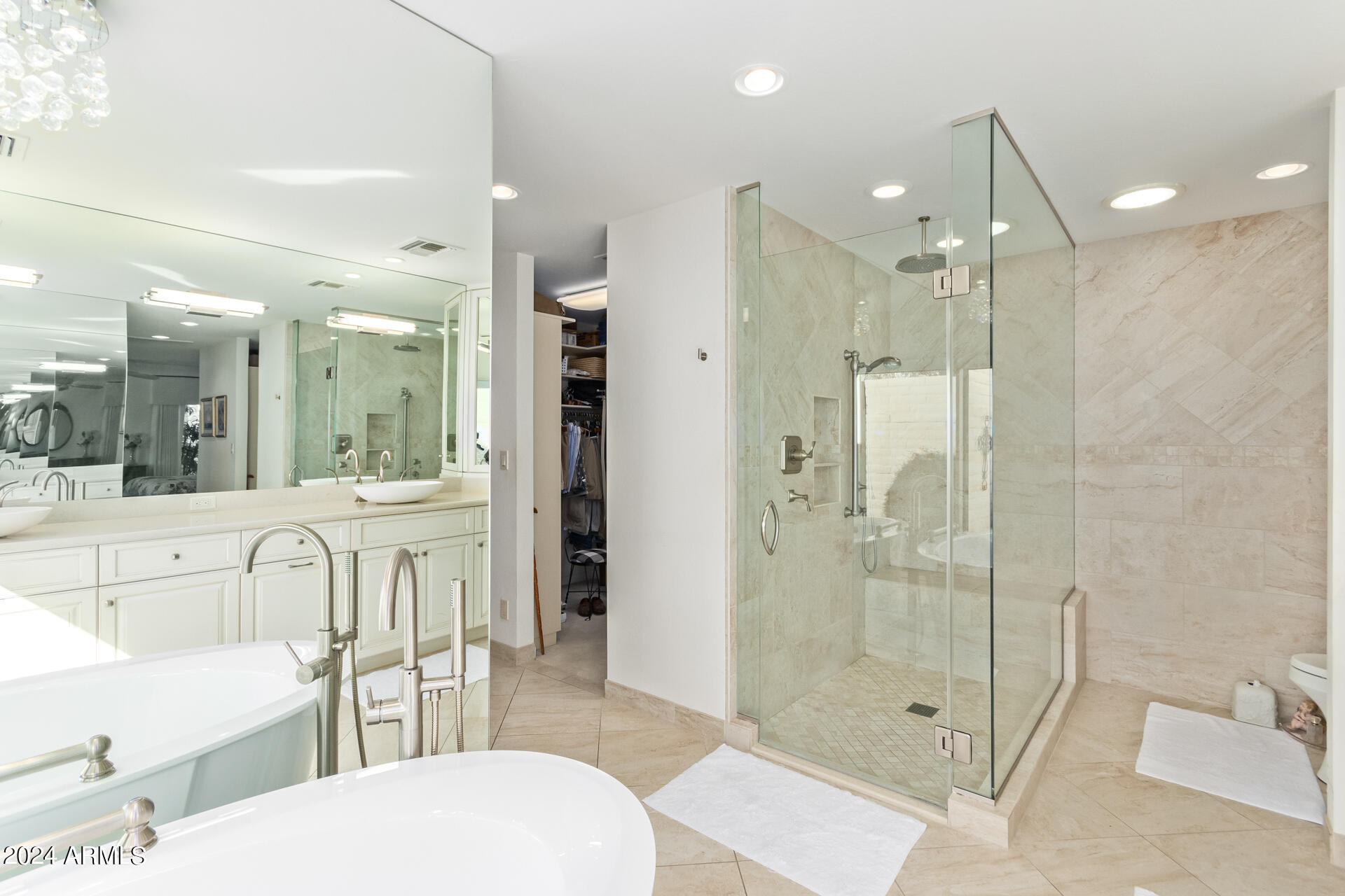 7322 E MCLELLAN Boulevard