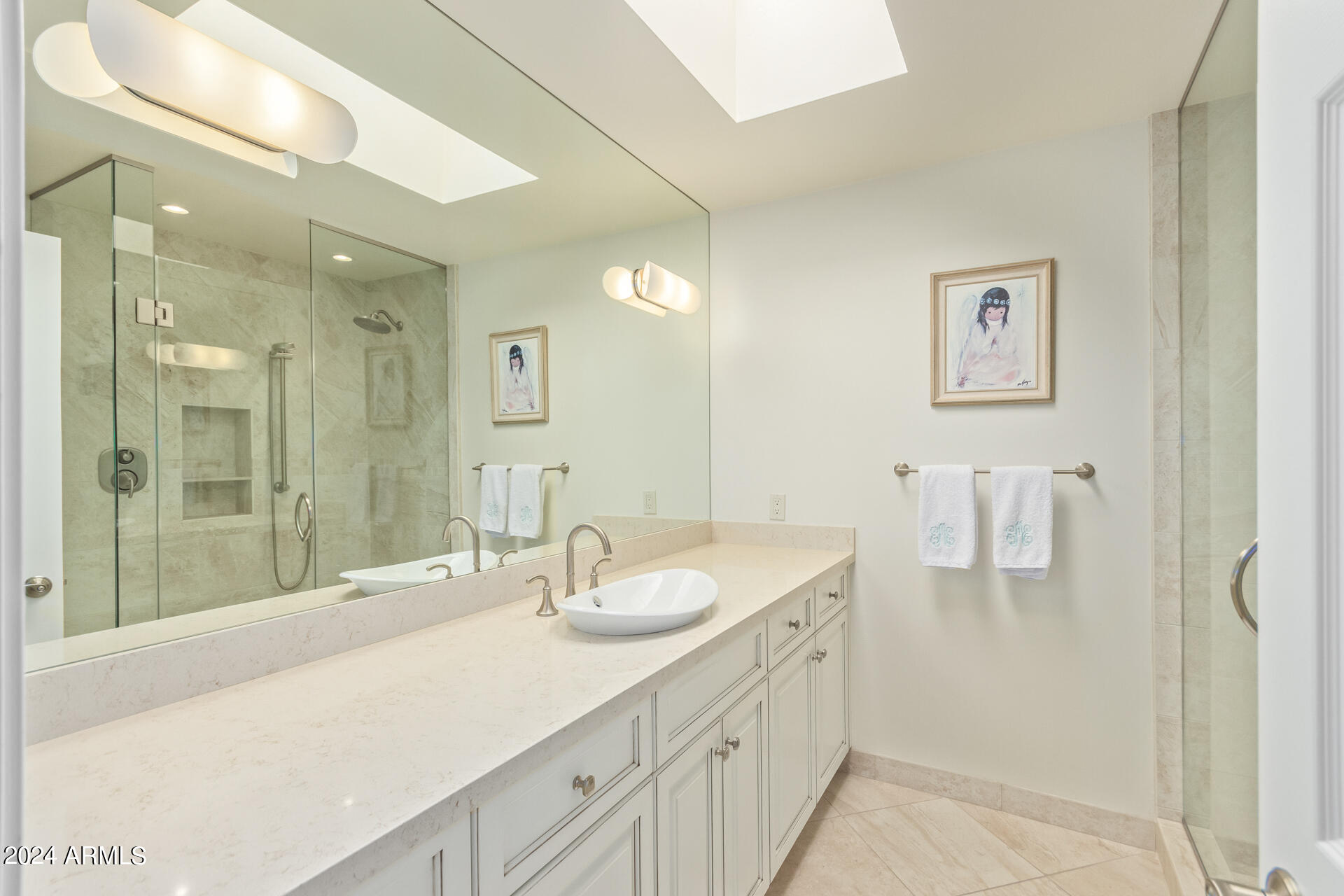 7322 E MCLELLAN Boulevard