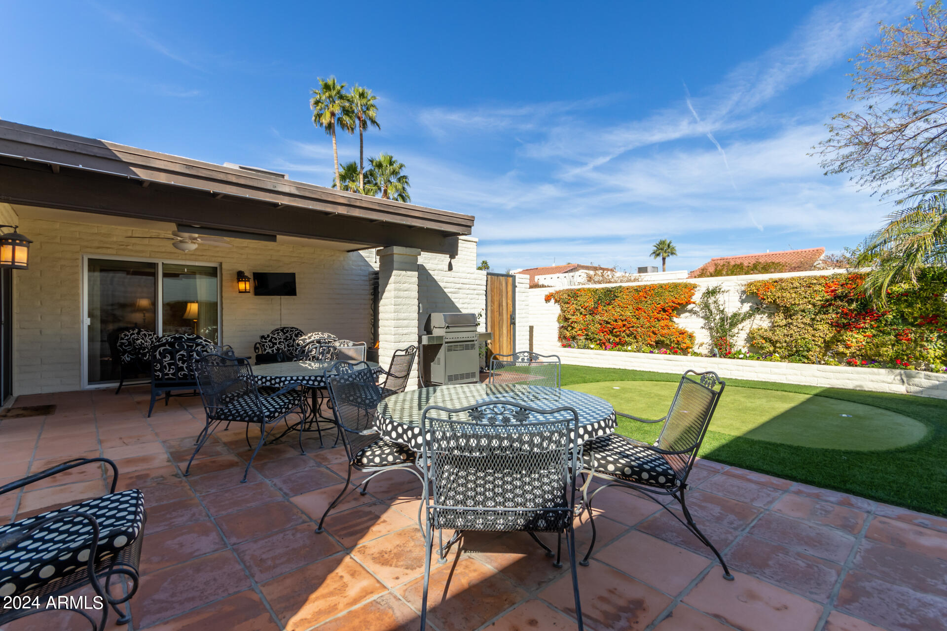 7322 E MCLELLAN Boulevard