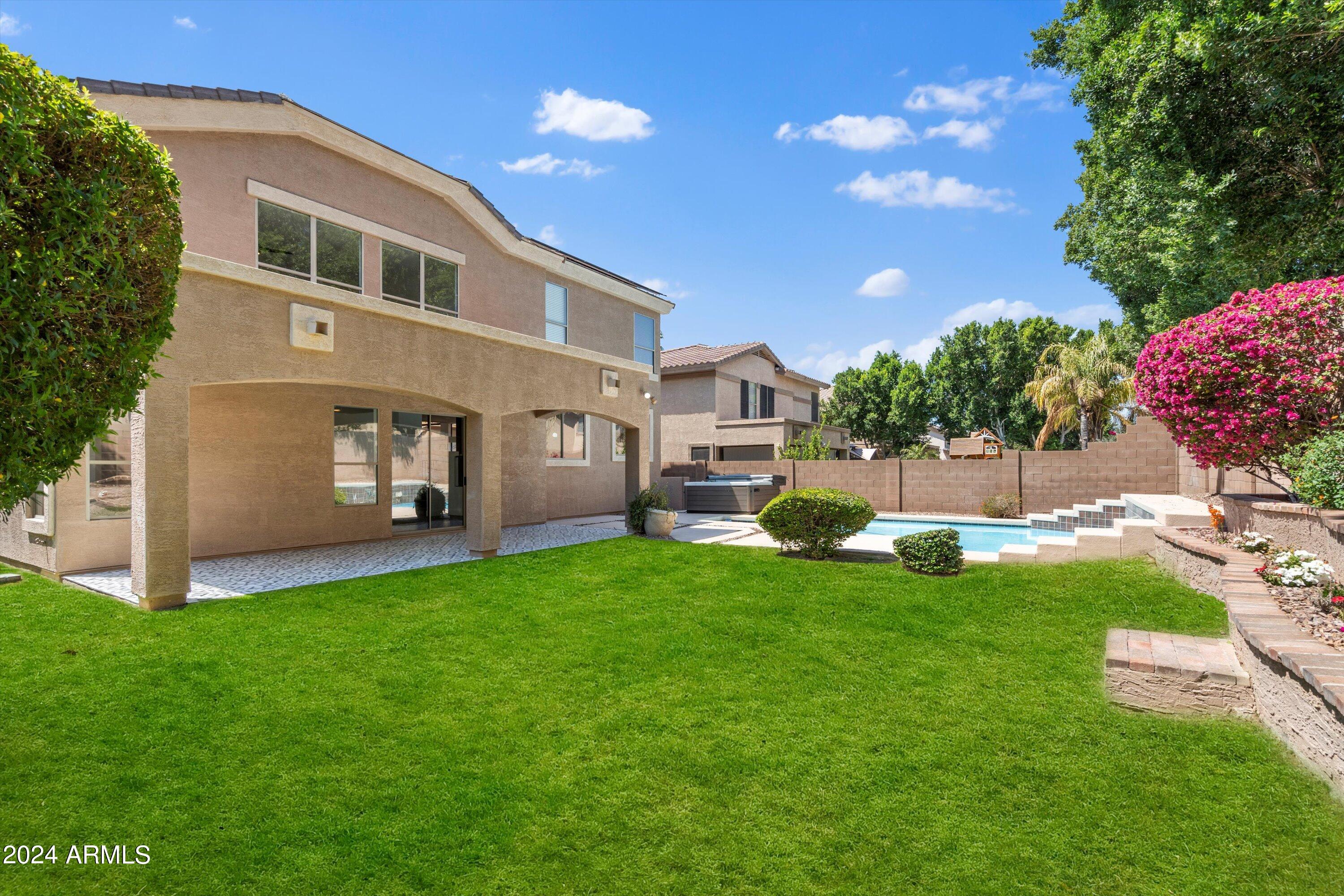 6874 W AVENIDA DEL REY Avenue