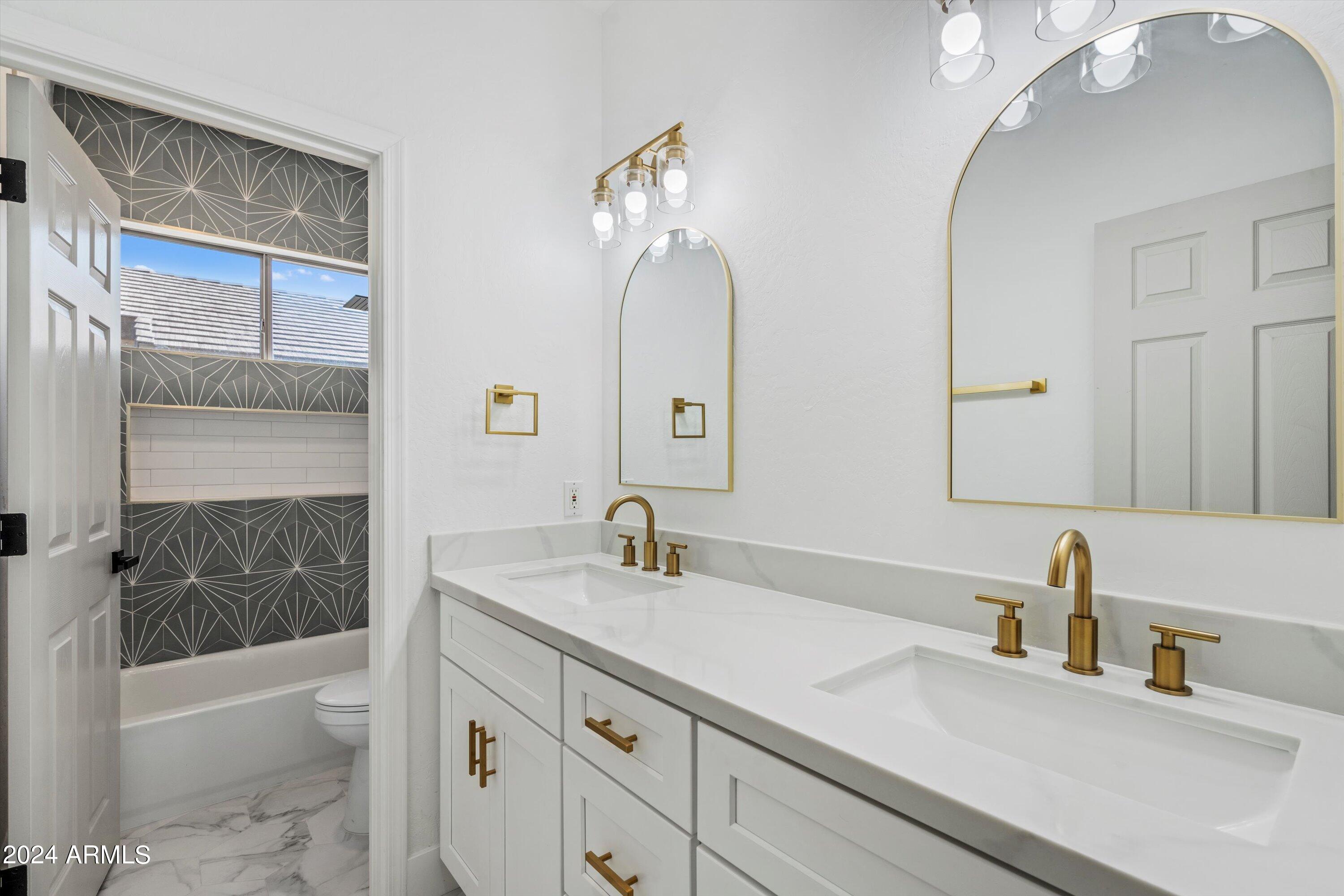 6874 W AVENIDA DEL REY Avenue