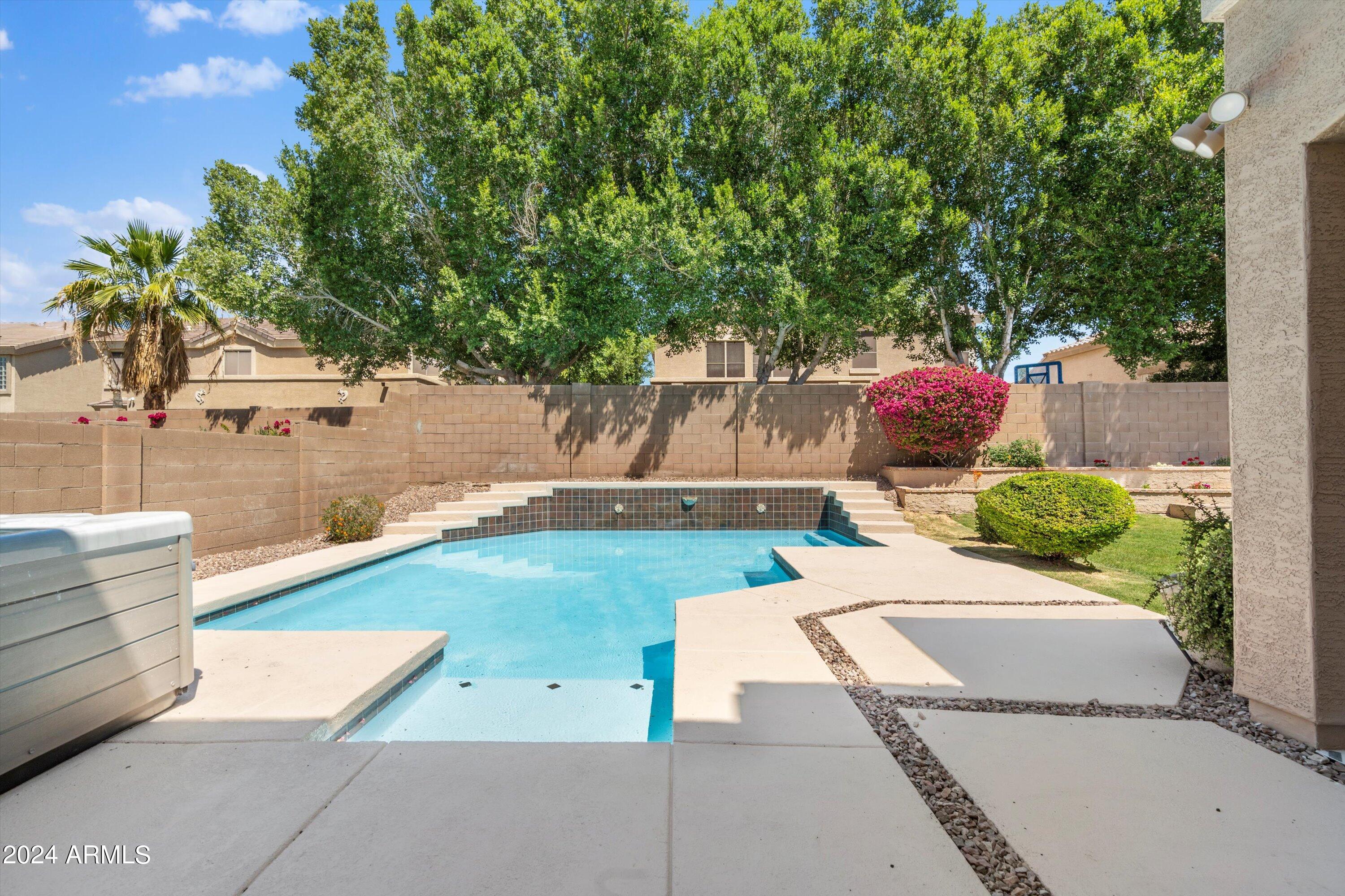 6874 W AVENIDA DEL REY Avenue