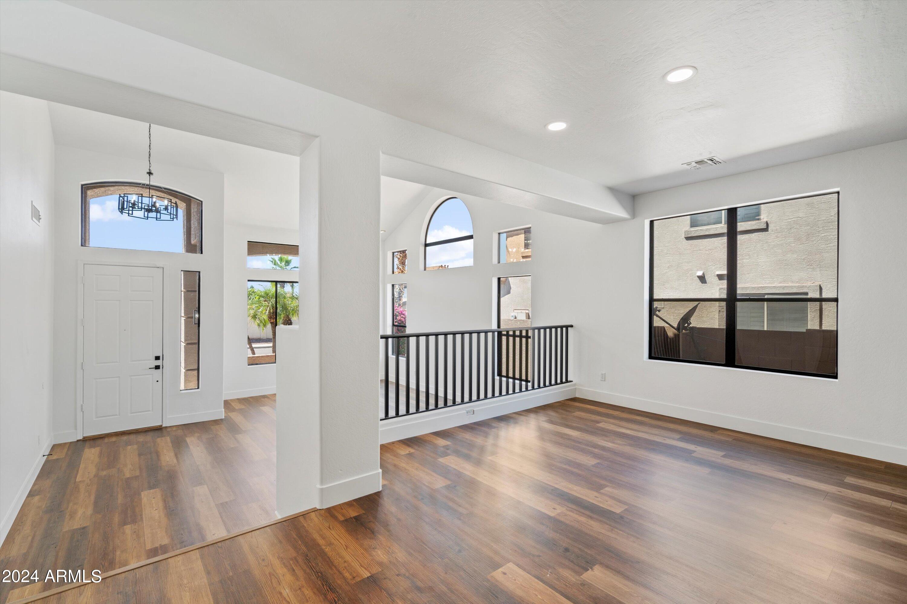 6874 W AVENIDA DEL REY Avenue