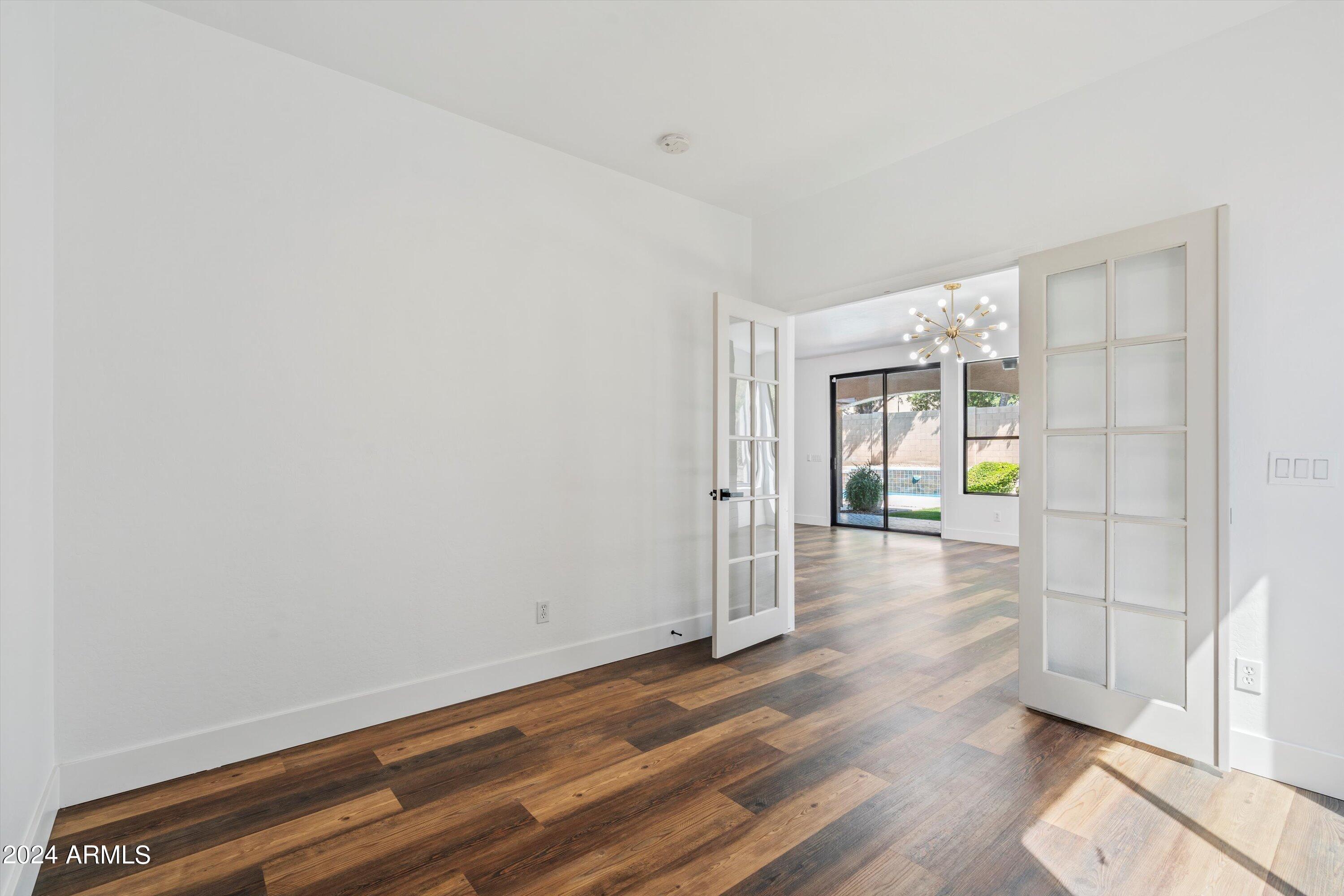 6874 W AVENIDA DEL REY Avenue