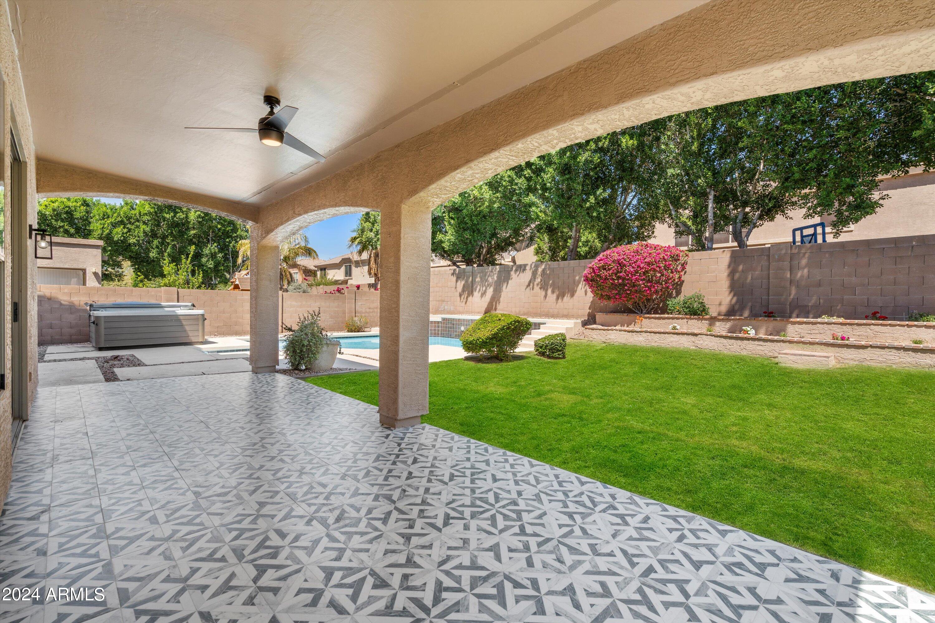 6874 W AVENIDA DEL REY Avenue