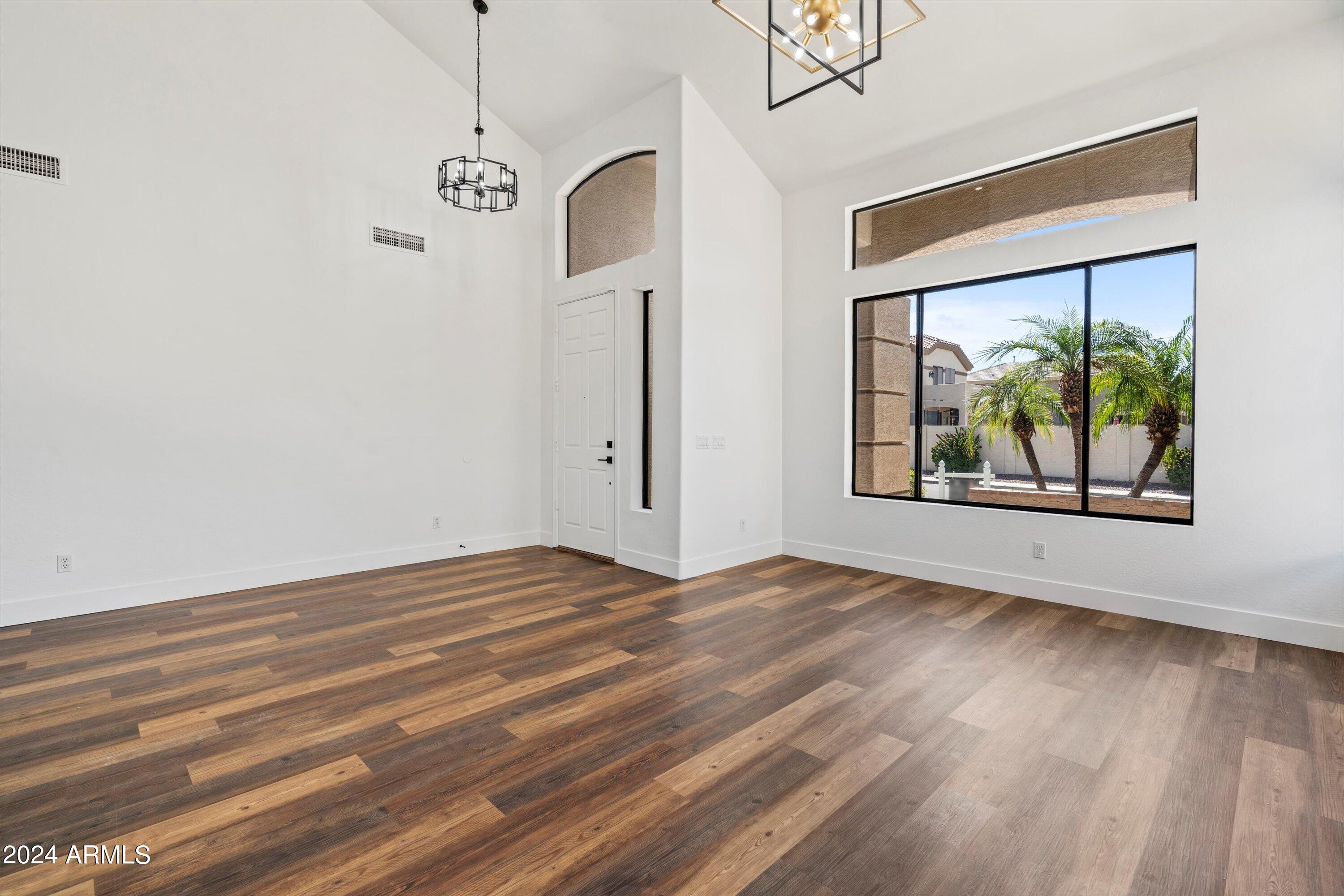 6874 W AVENIDA DEL REY Avenue