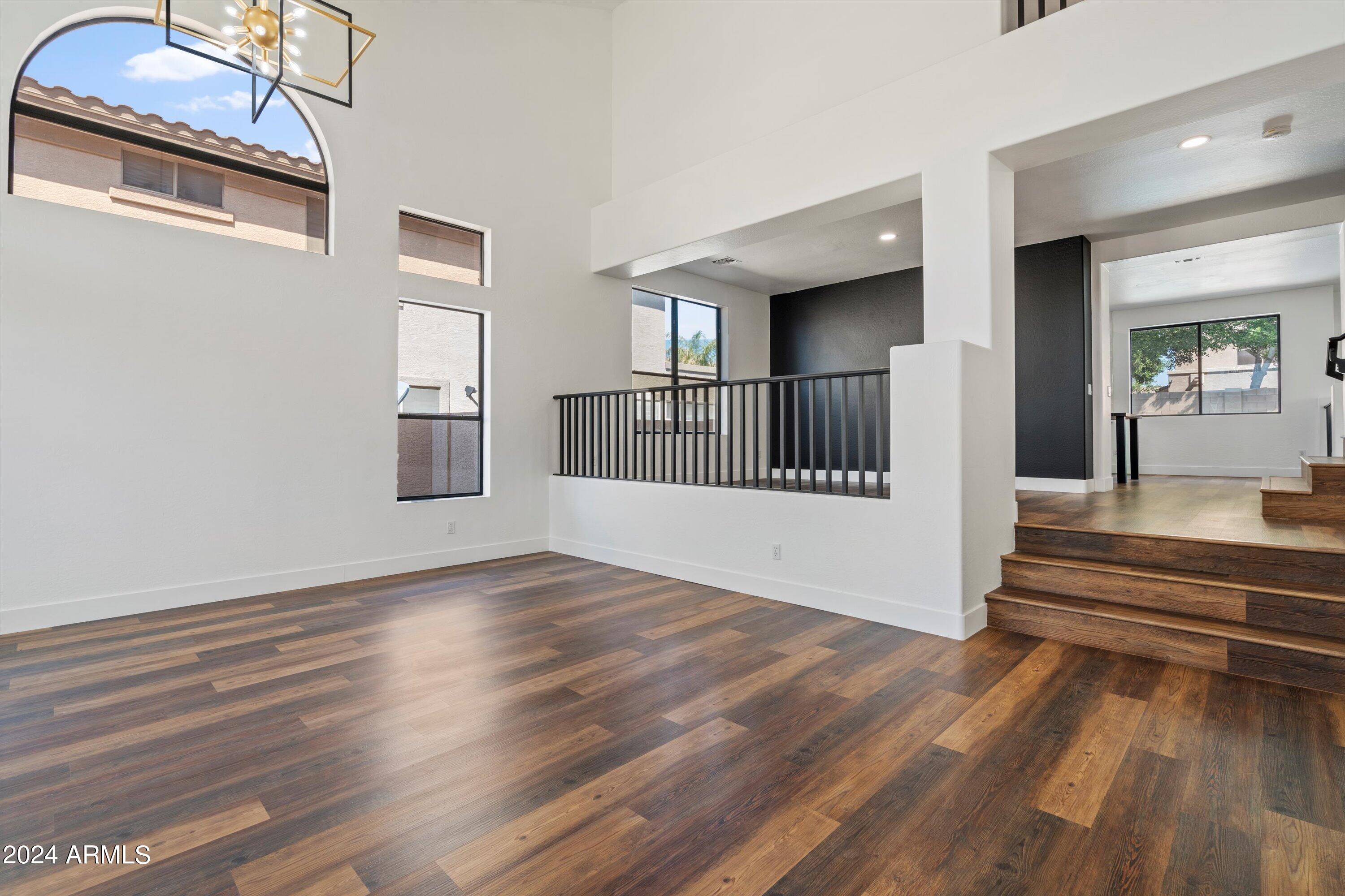 6874 W AVENIDA DEL REY Avenue