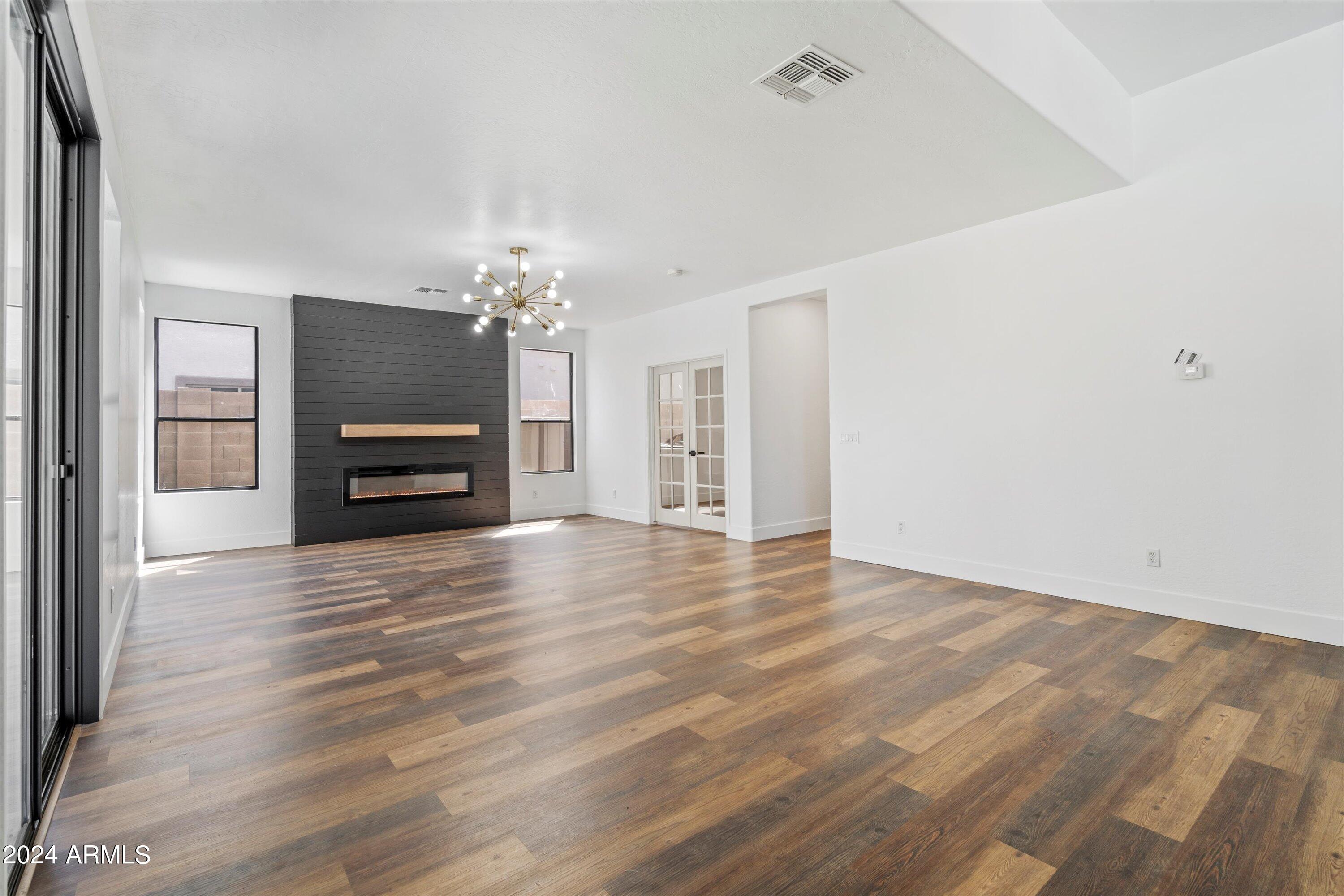 6874 W AVENIDA DEL REY Avenue