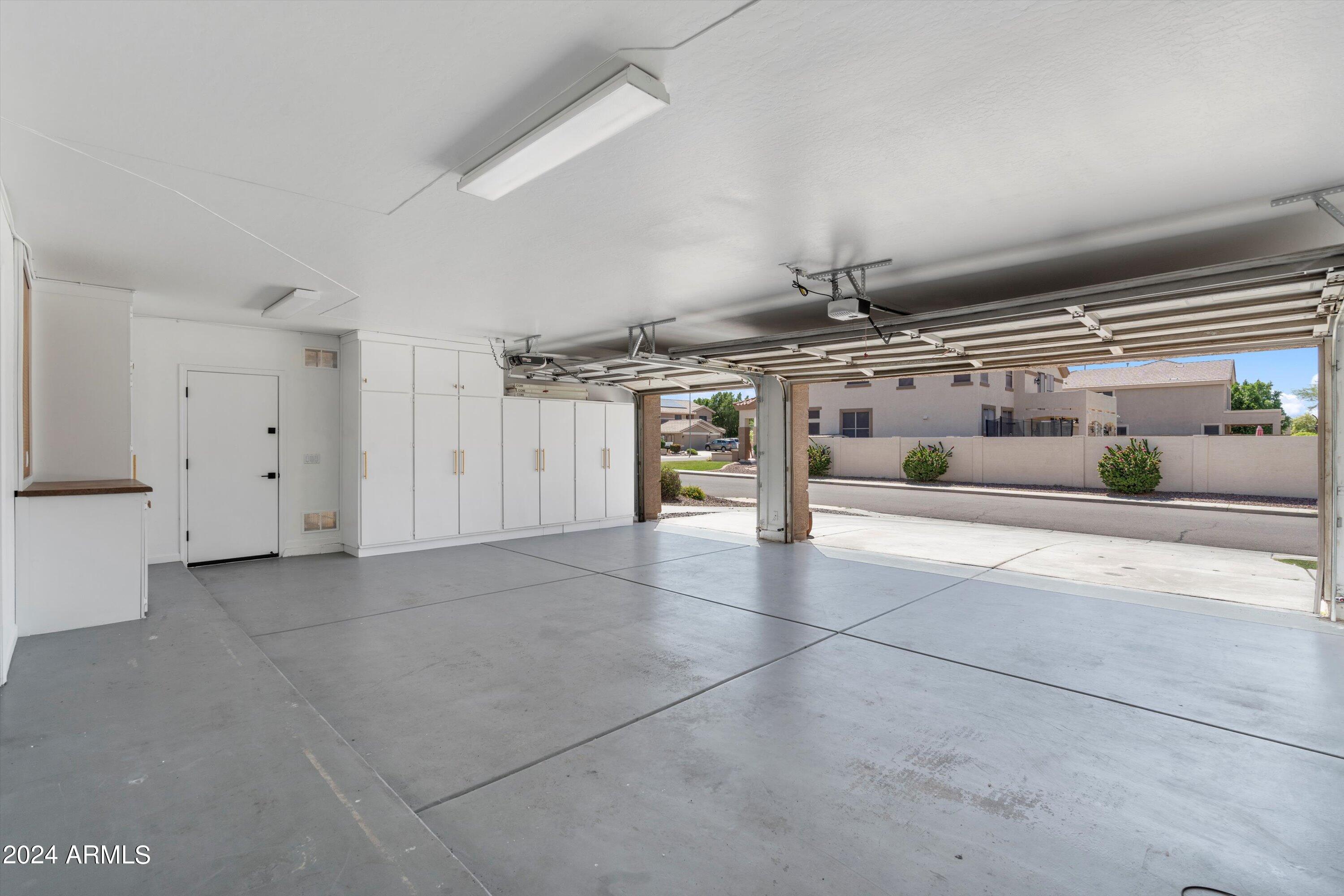 6874 W AVENIDA DEL REY Avenue