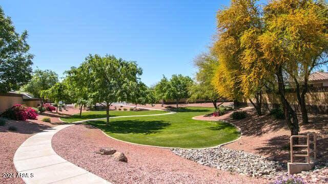 17020 W BRISTOL Lane