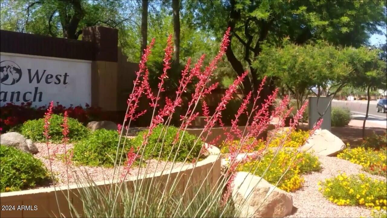 17020 W BRISTOL Lane