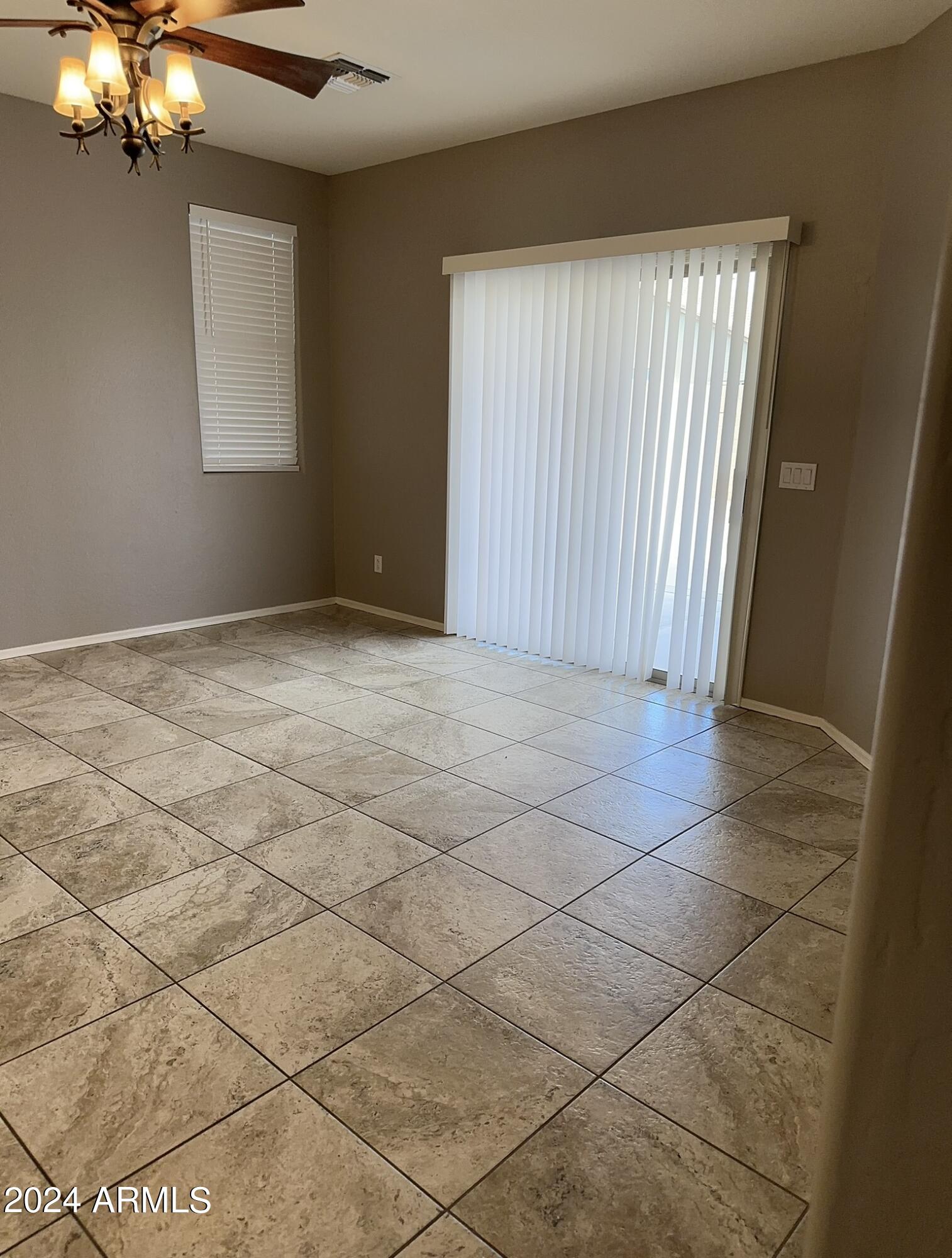 17020 W BRISTOL Lane