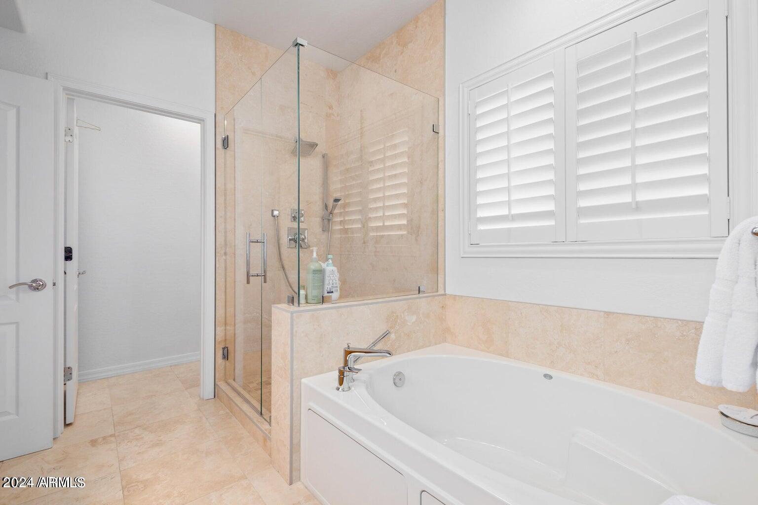 6940 E COCHISE Road, 1011