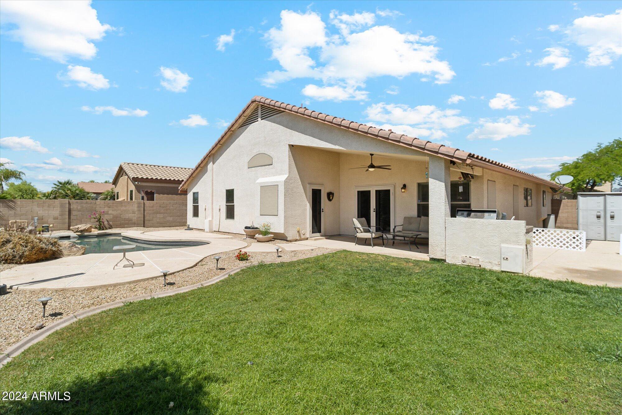 3249 W ADOBE DAM Road