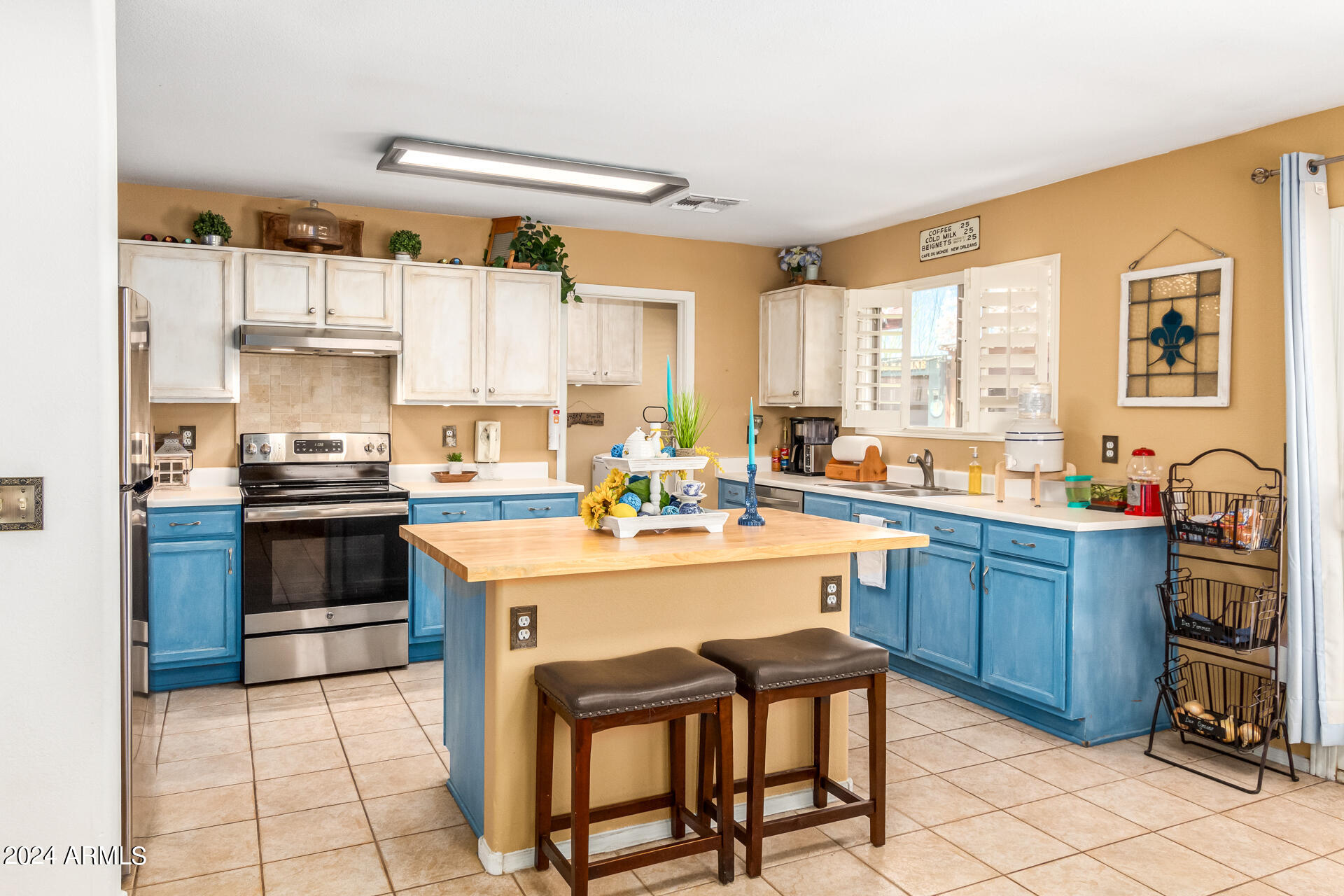 10642 E BRAMBLE Avenue