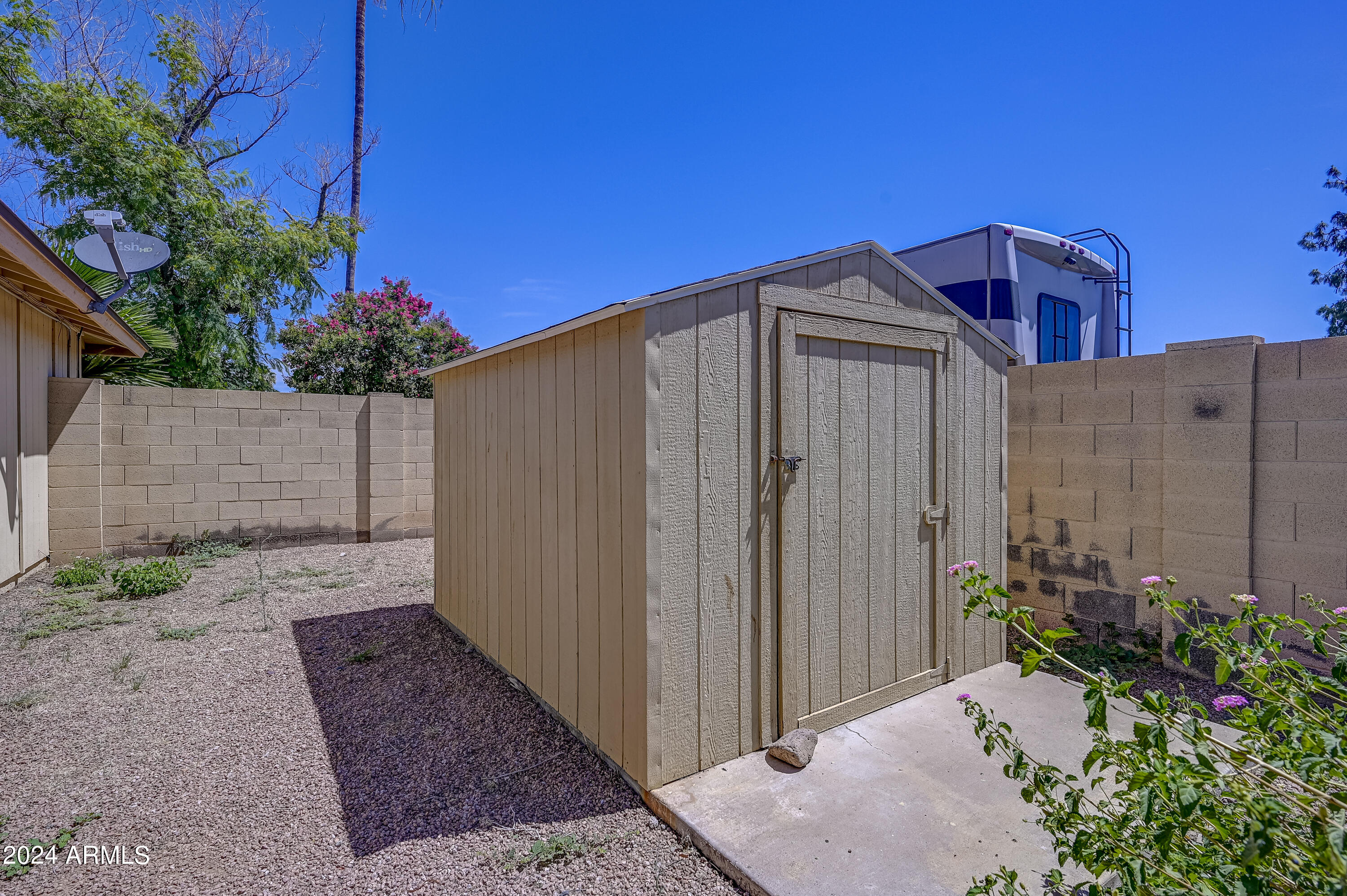 3917 E CORRINE Drive