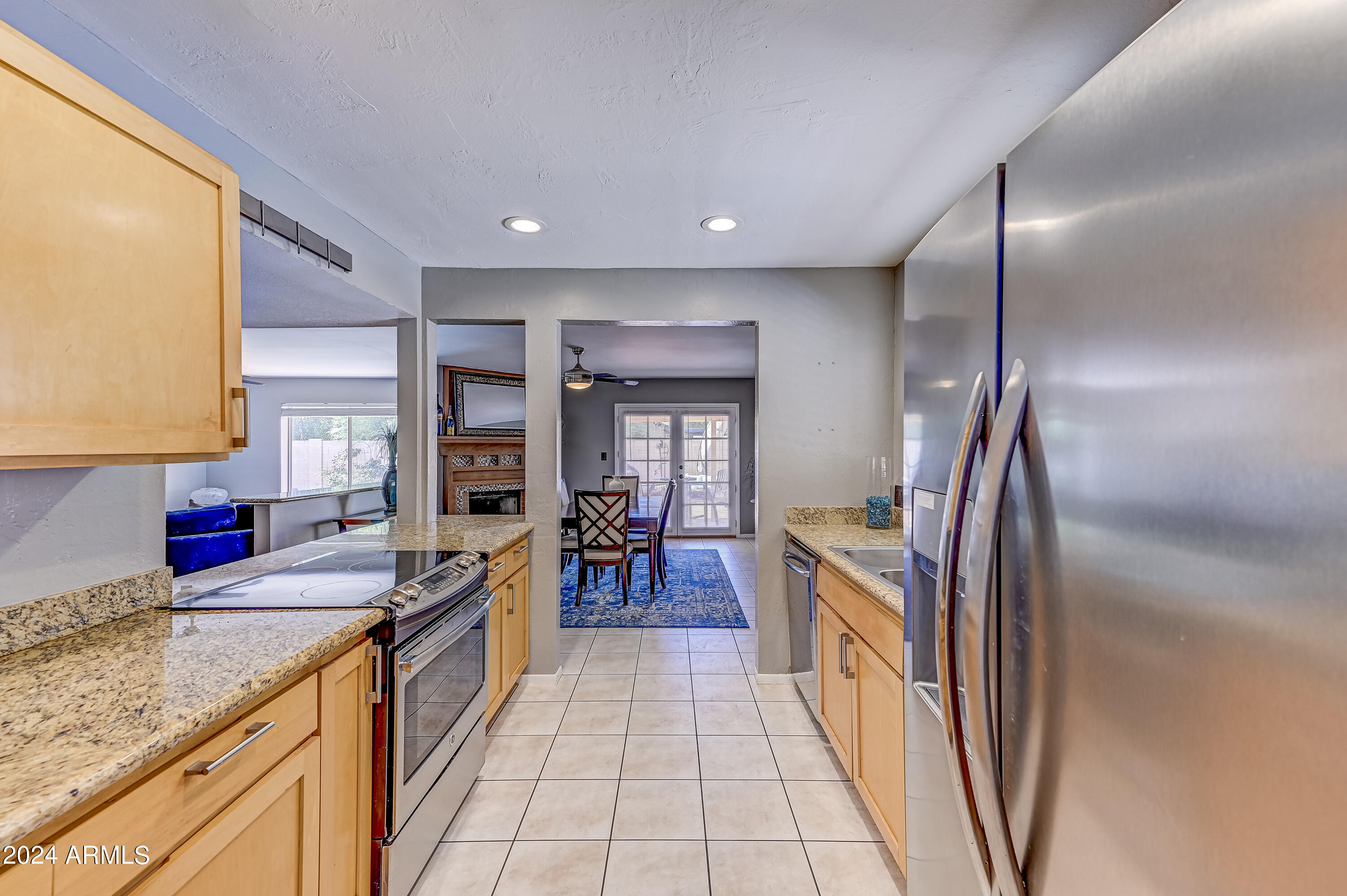 3917 E CORRINE Drive