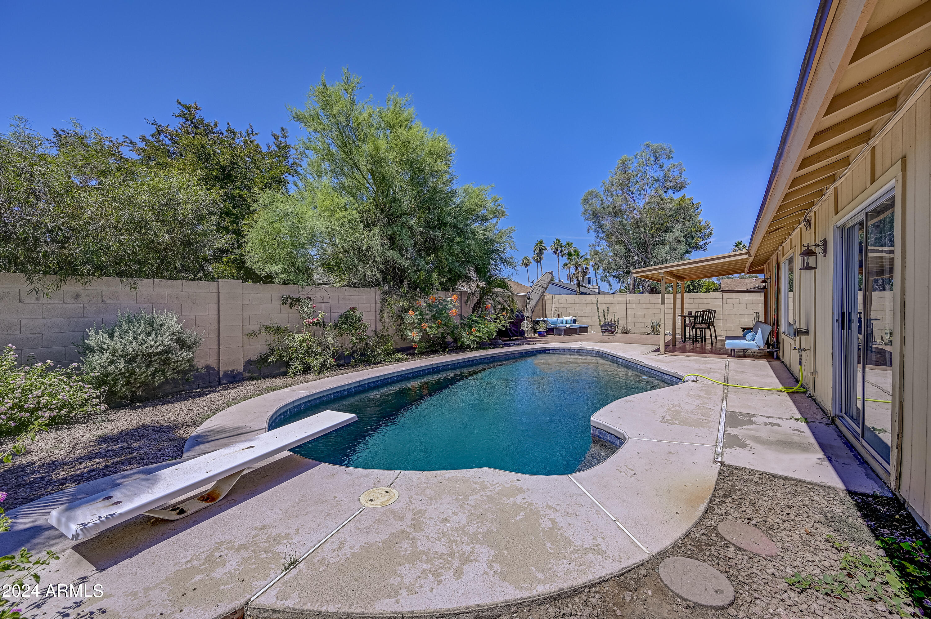 3917 E CORRINE Drive