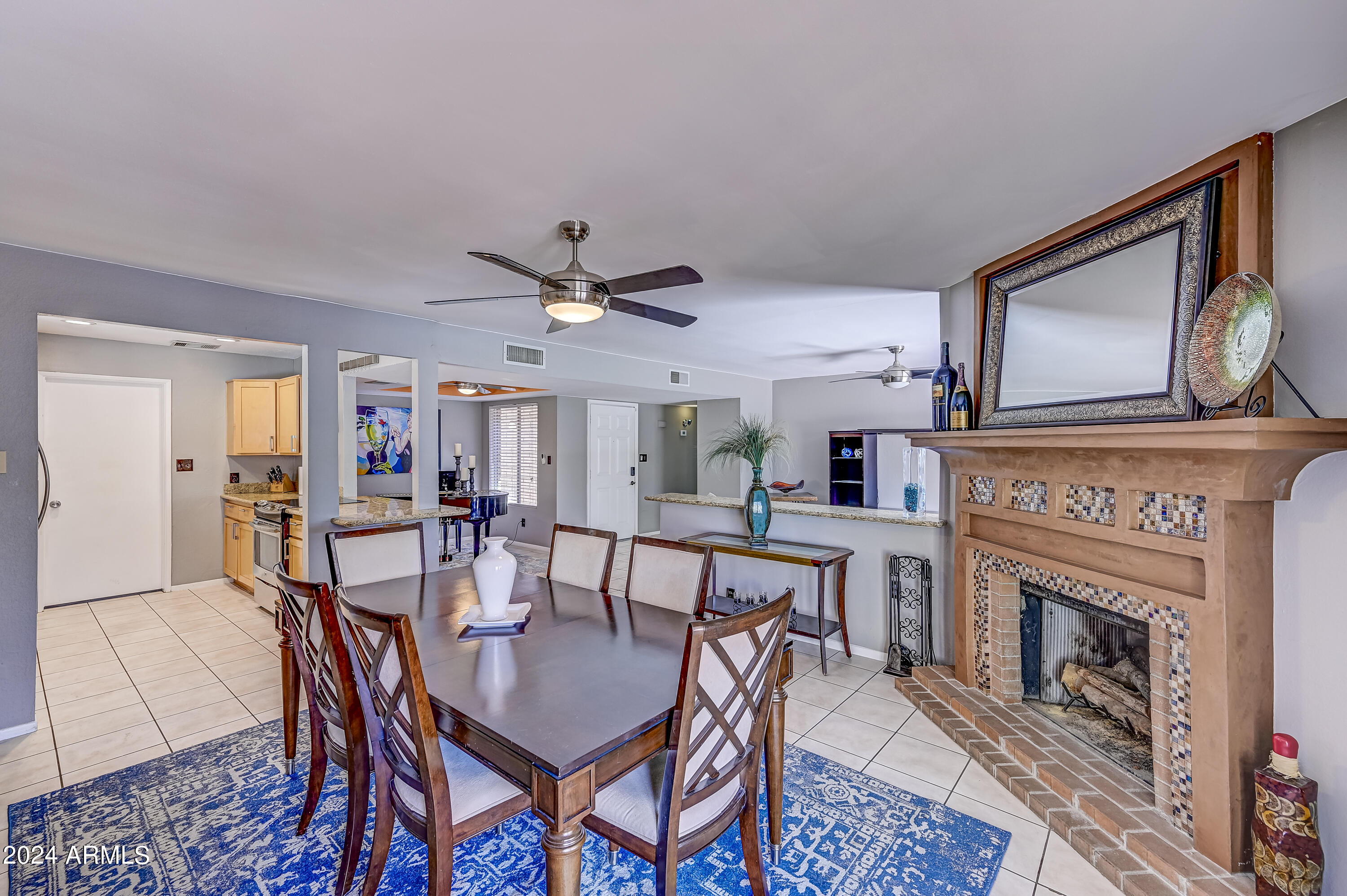 3917 E CORRINE Drive