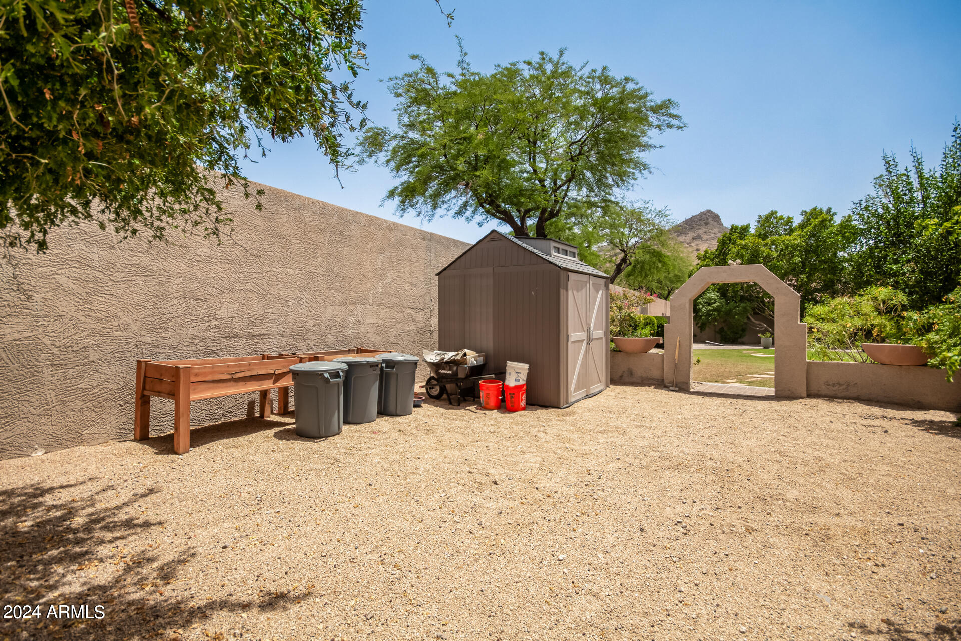 6217 W BUCKHORN Trail