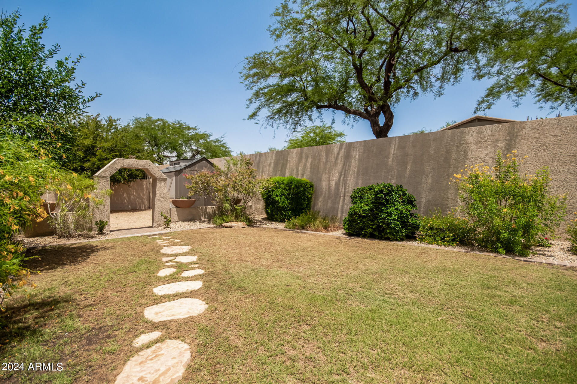 6217 W BUCKHORN Trail