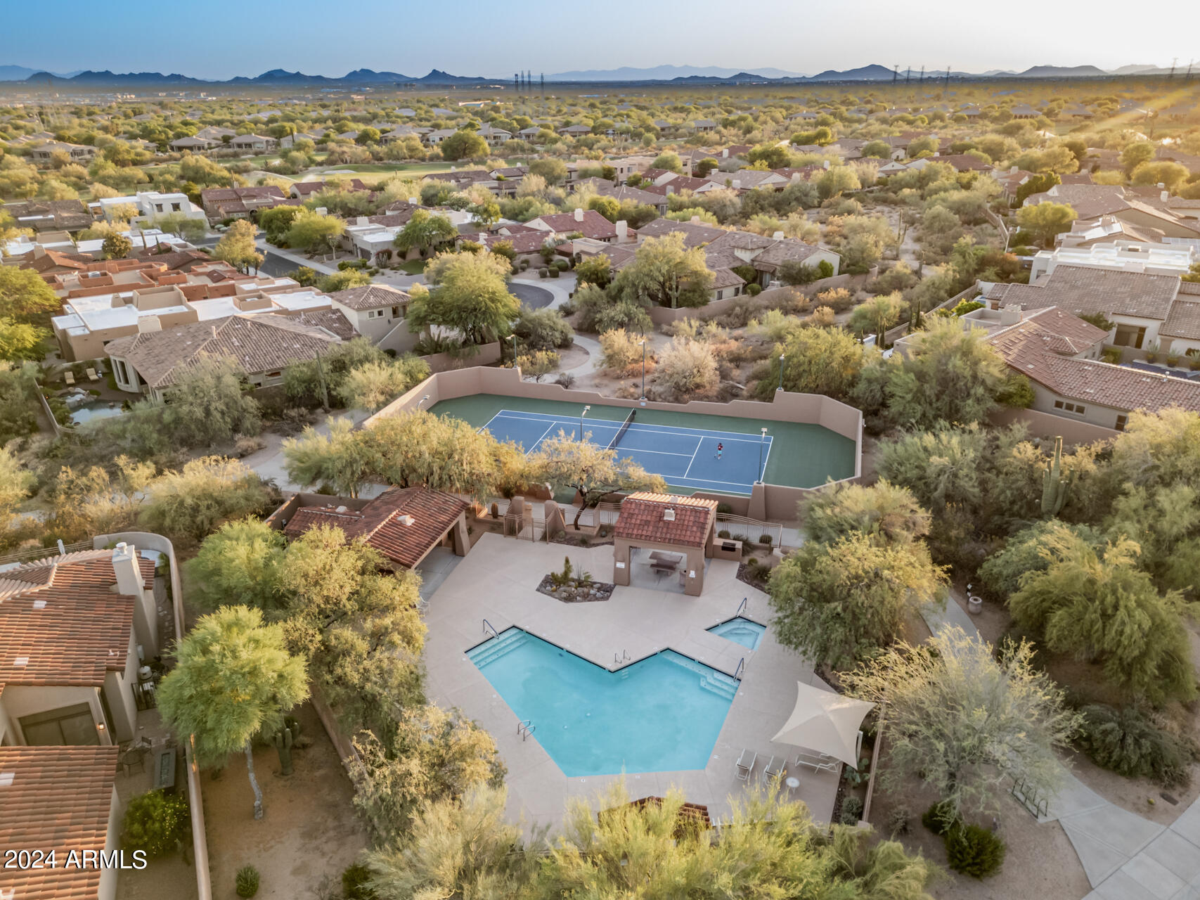 8132 E WINDWOOD Lane