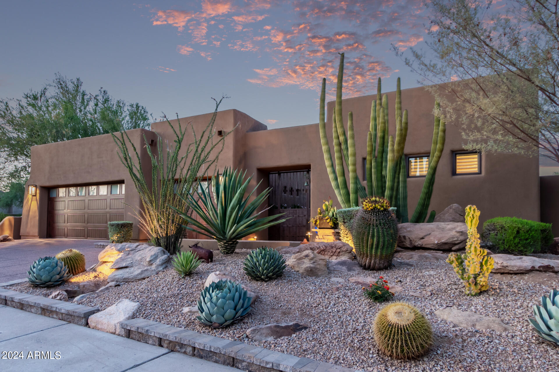 8132 E WINDWOOD Lane