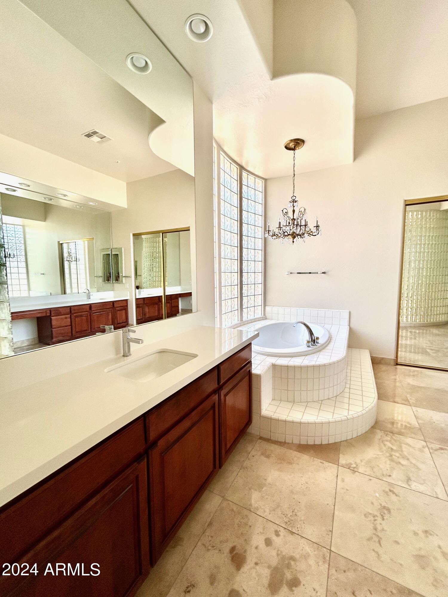 7484 E PONTEBELLA Drive