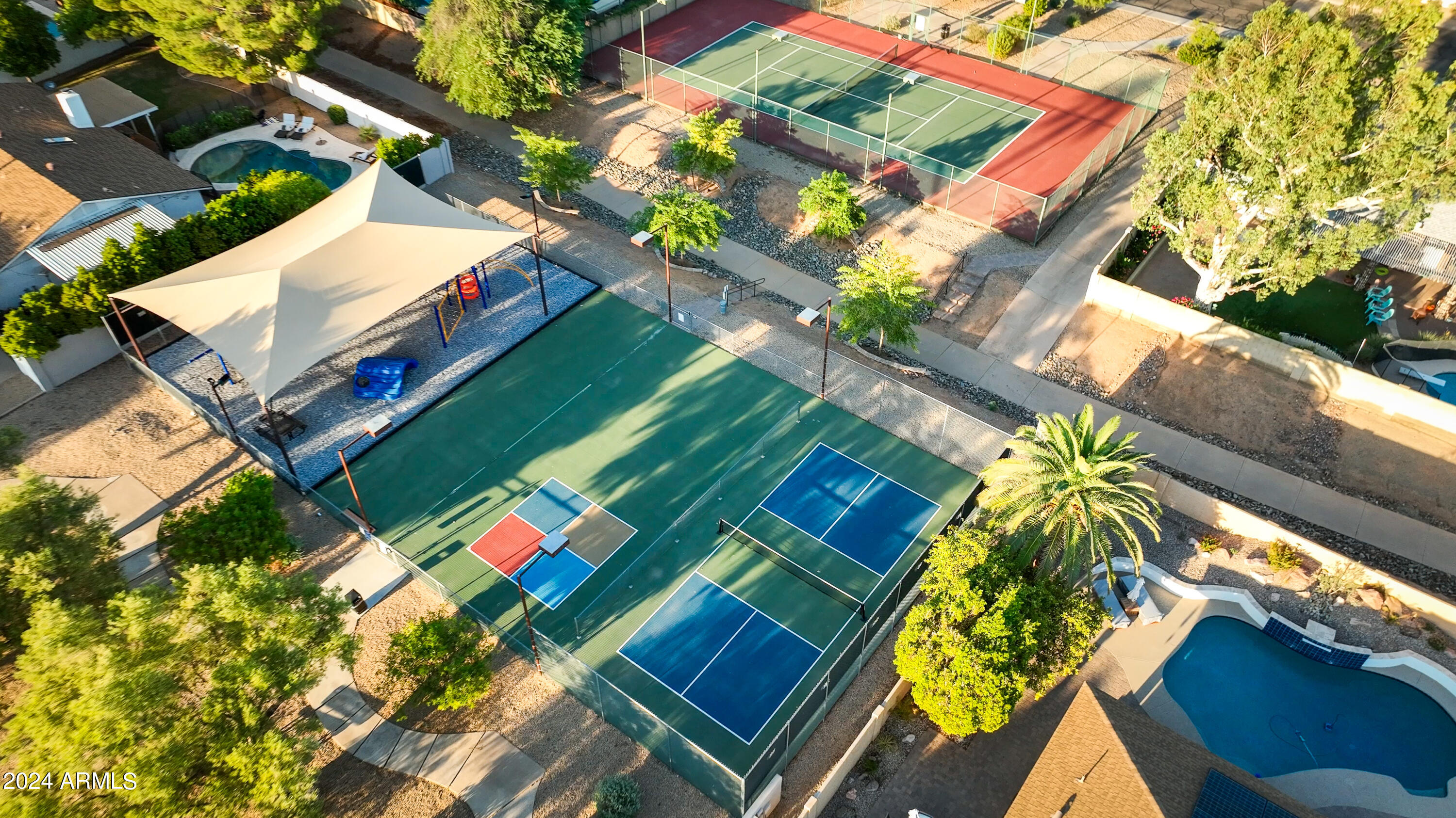 7401 E TURQUOISE Avenue