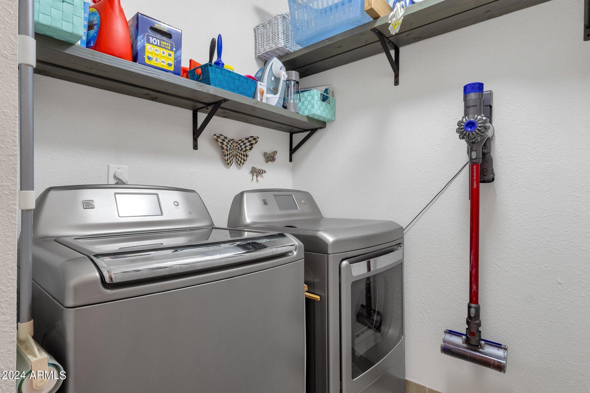 7401 E TURQUOISE Avenue