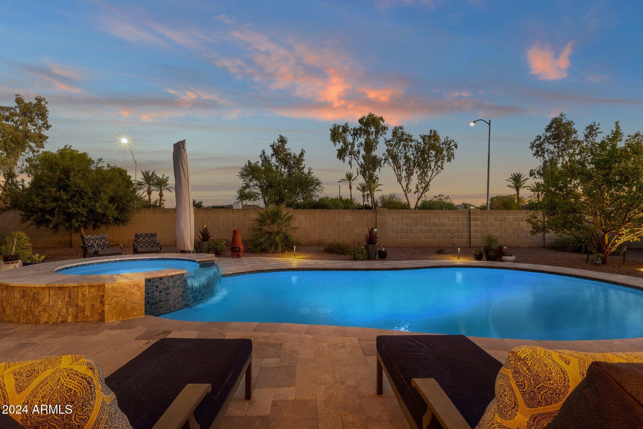 7401 E TURQUOISE Avenue