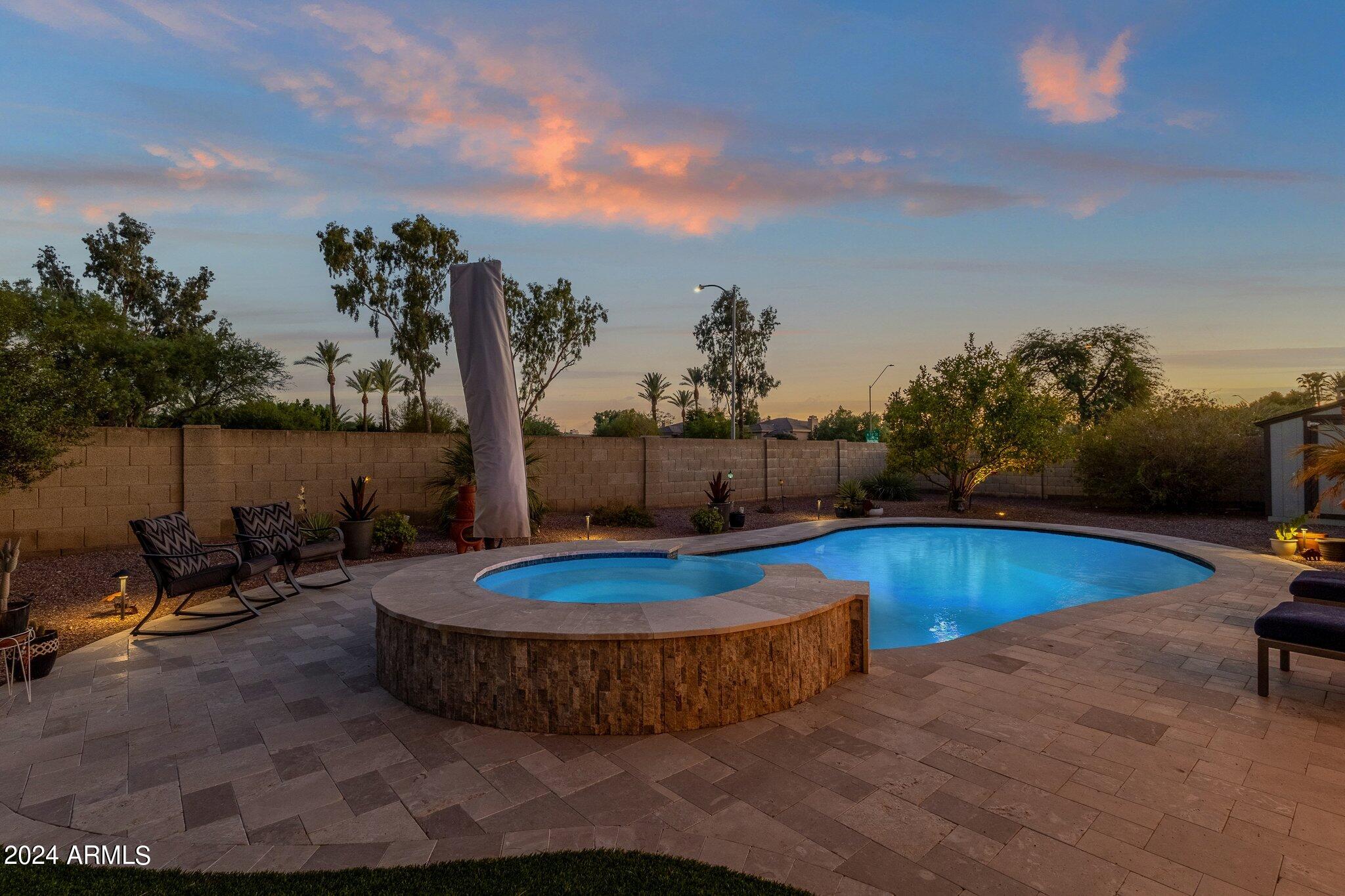 7401 E TURQUOISE Avenue