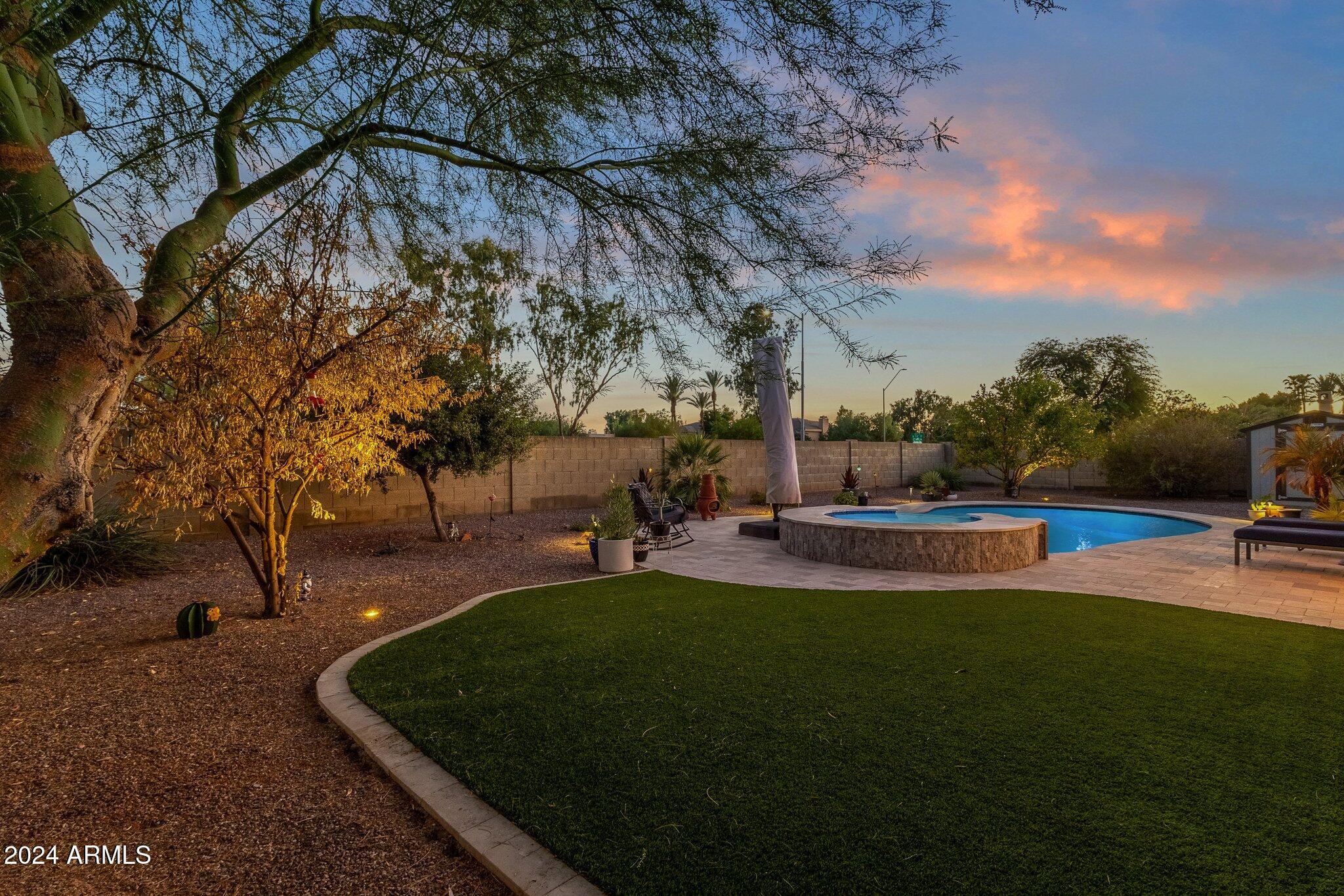 7401 E TURQUOISE Avenue