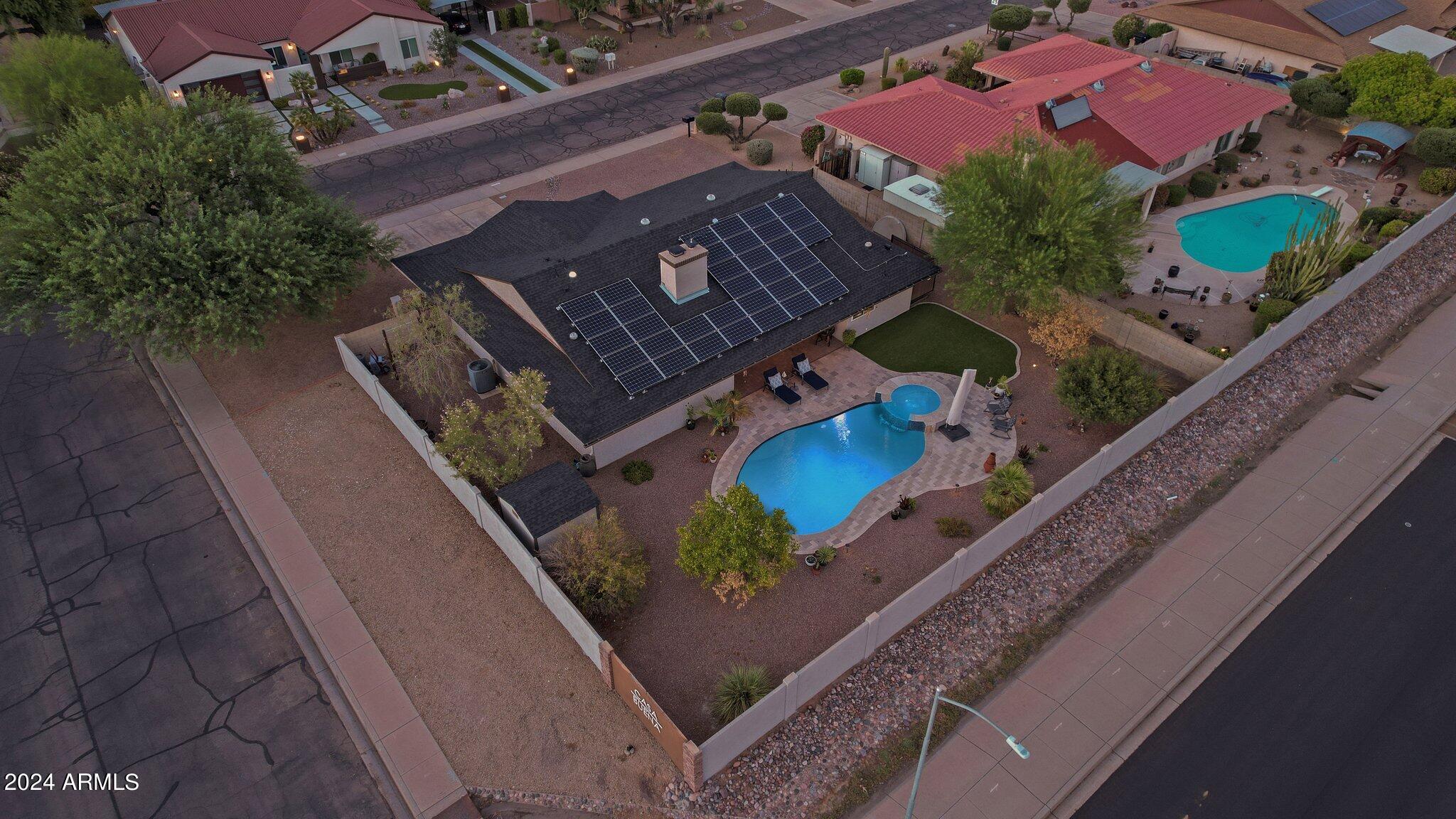 7401 E TURQUOISE Avenue