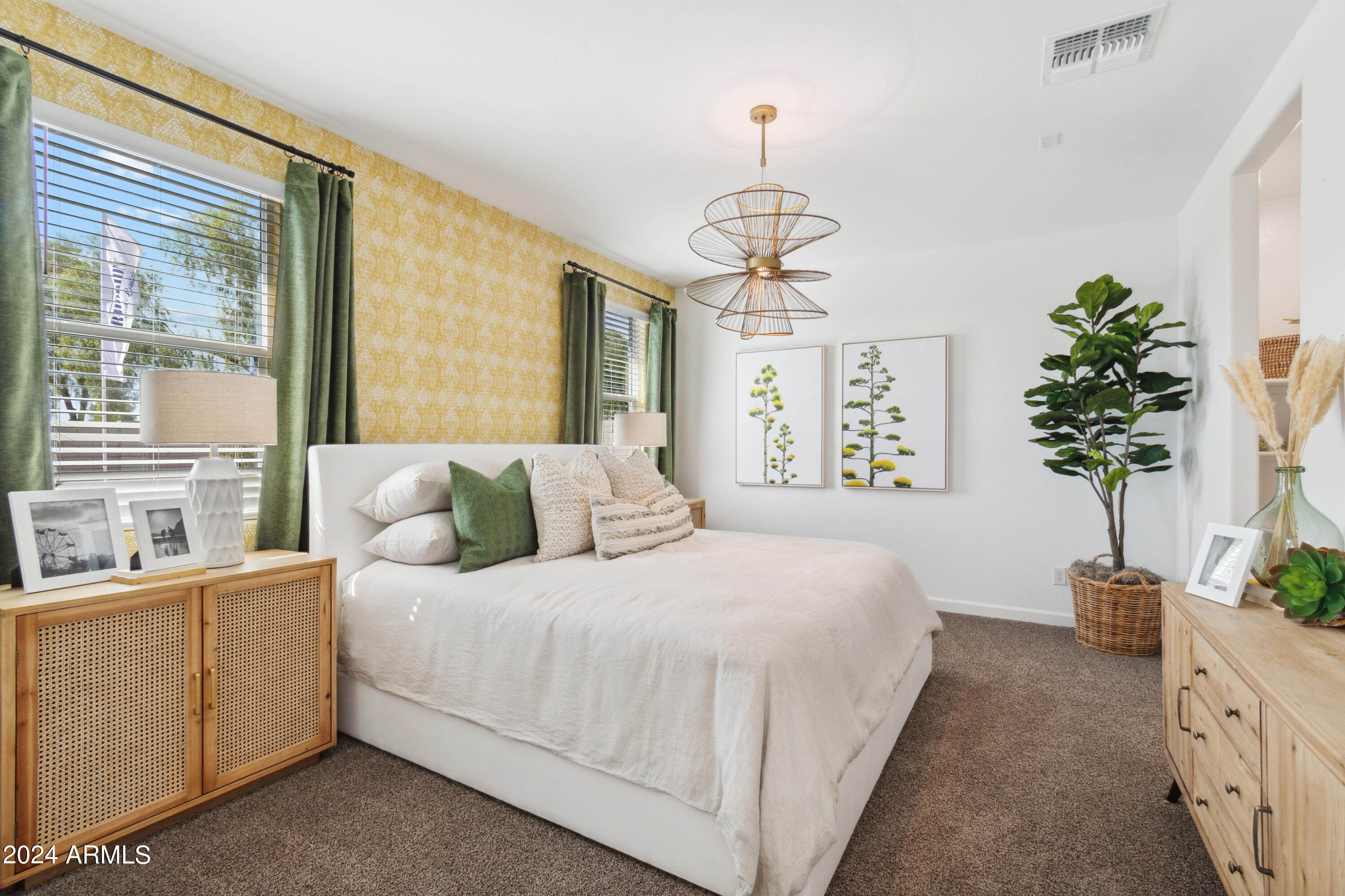 5258 E MIDNIGHT STAR Drive