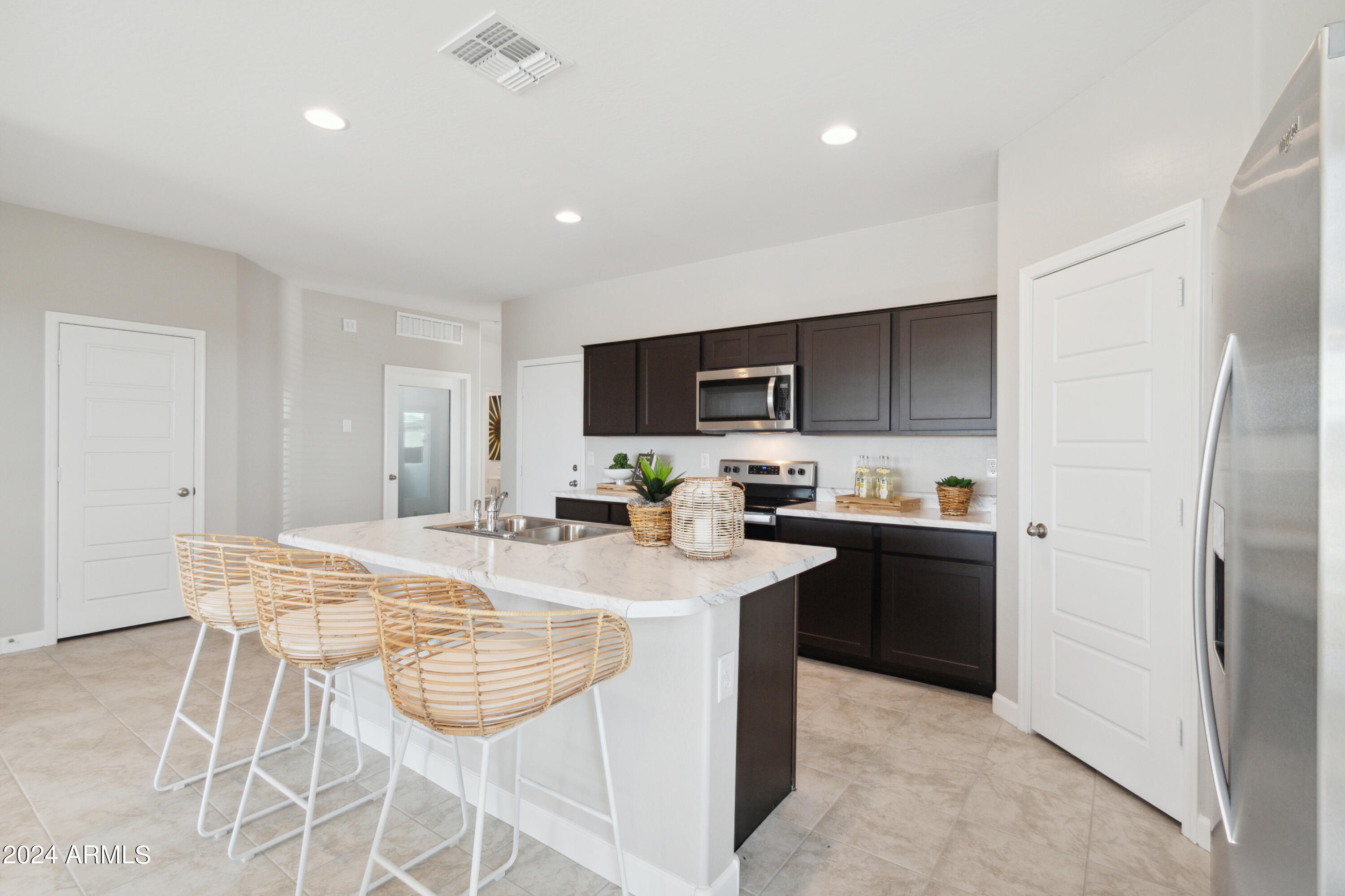 5258 E MIDNIGHT STAR Drive