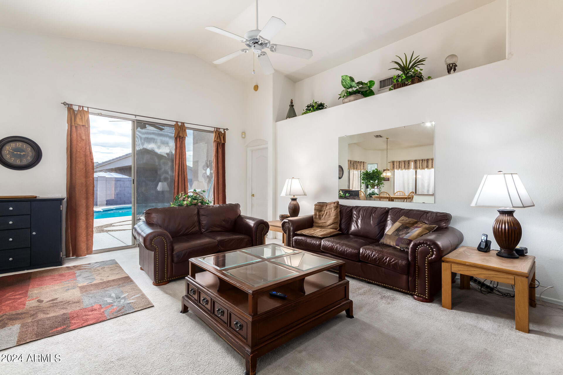 2539 E PARKSIDE Lane