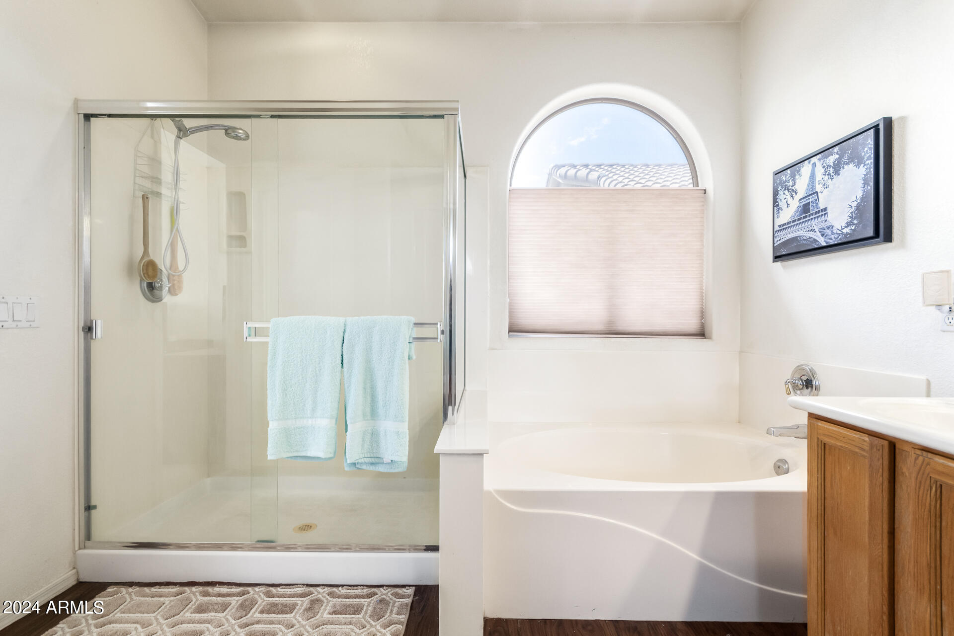 2539 E PARKSIDE Lane