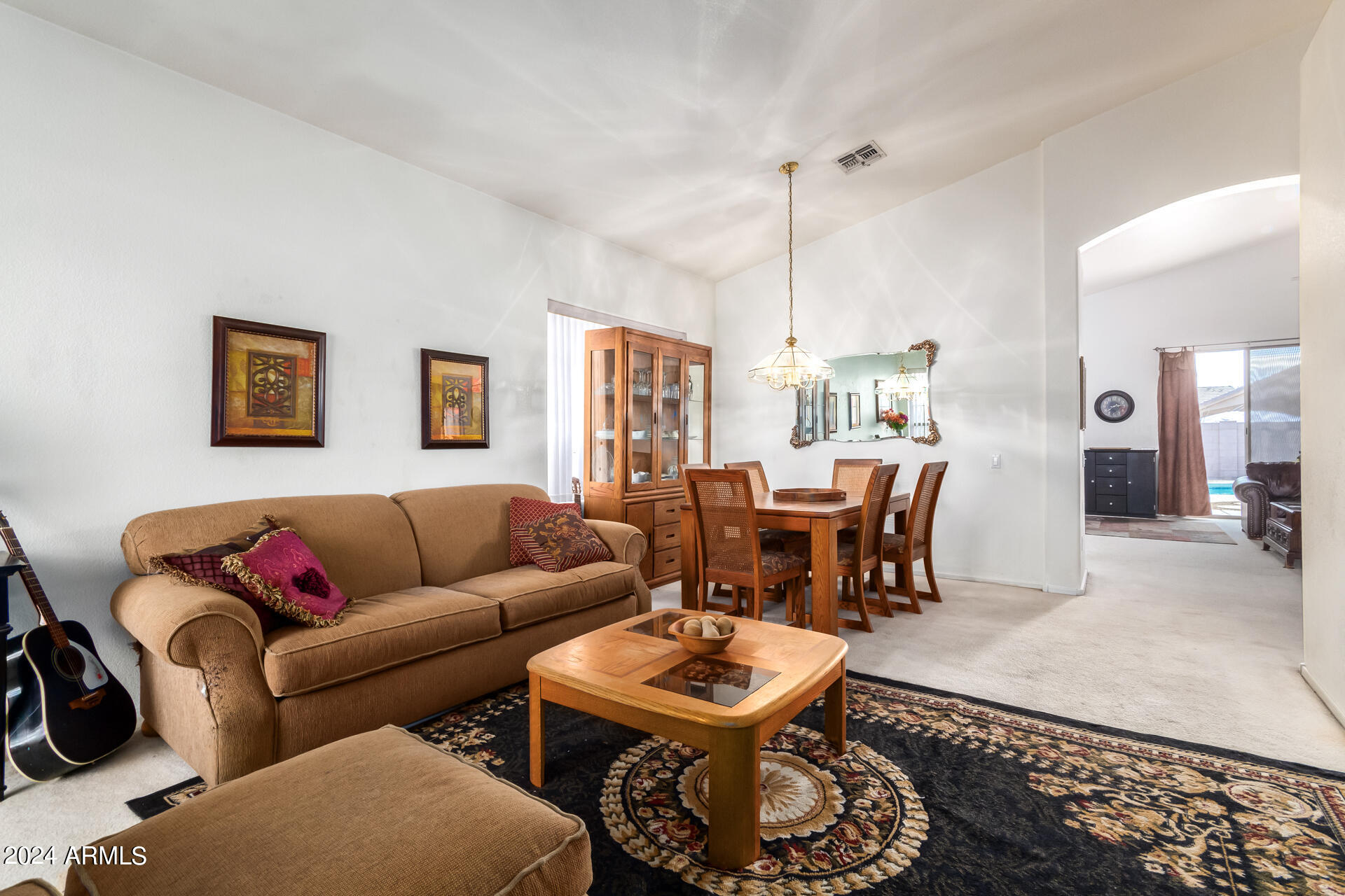 2539 E PARKSIDE Lane