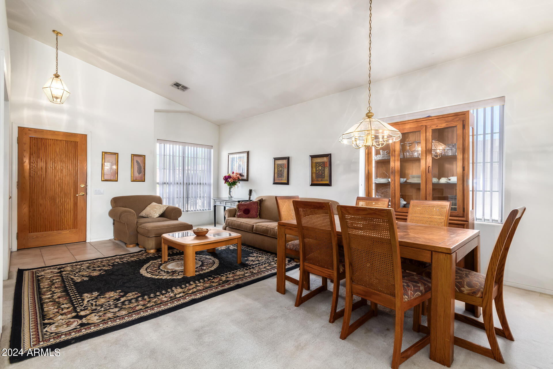 2539 E PARKSIDE Lane